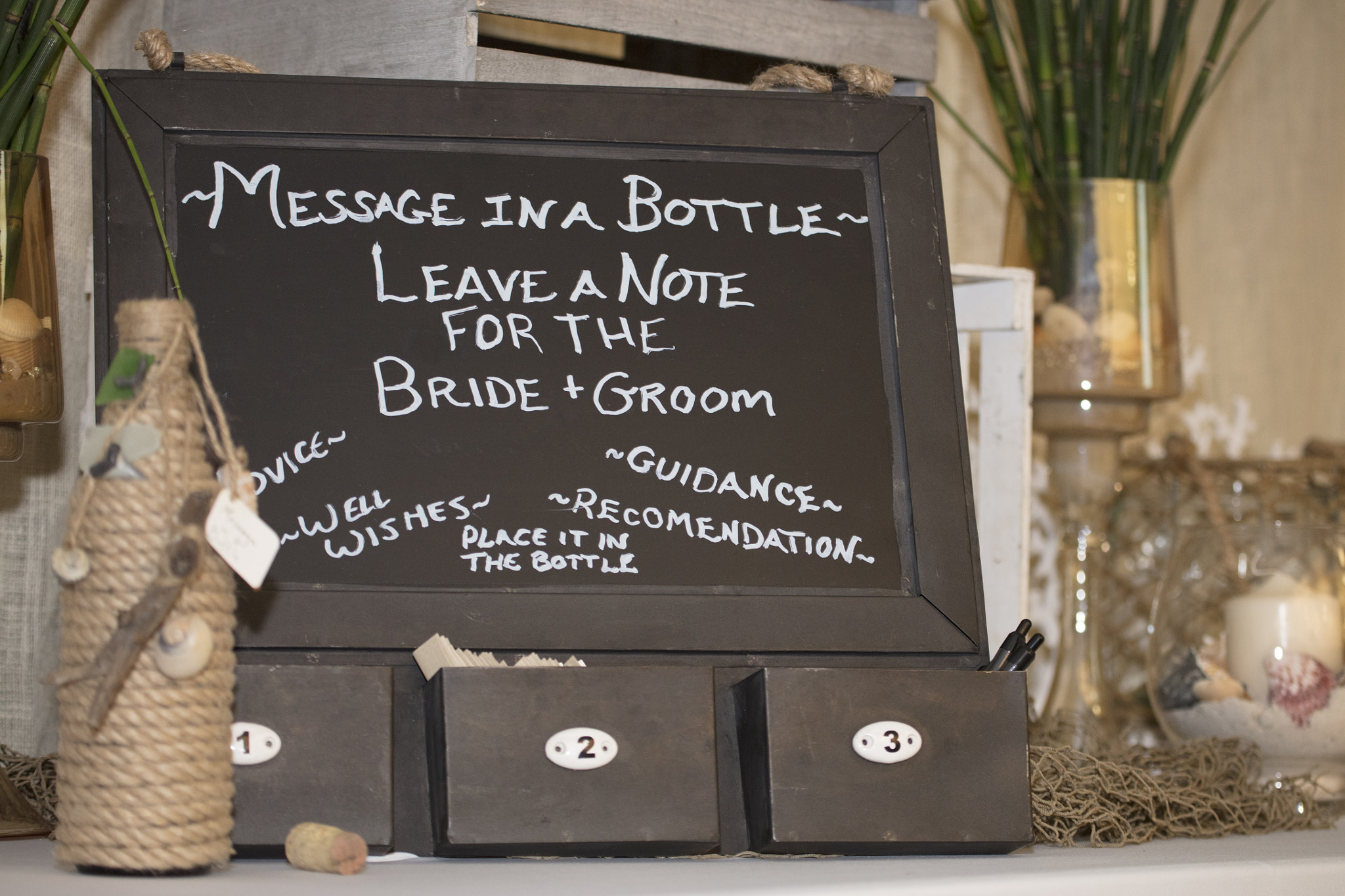 Canon EOS 5DS R + Canon EF 100-400mm F4.5-5.6L IS USM sample photo. Chalk board message for bride and groom photography