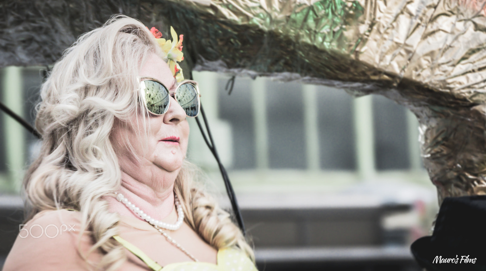 Panasonic Lumix DMC-G7 sample photo. Carnival in rijeka - old lady photography
