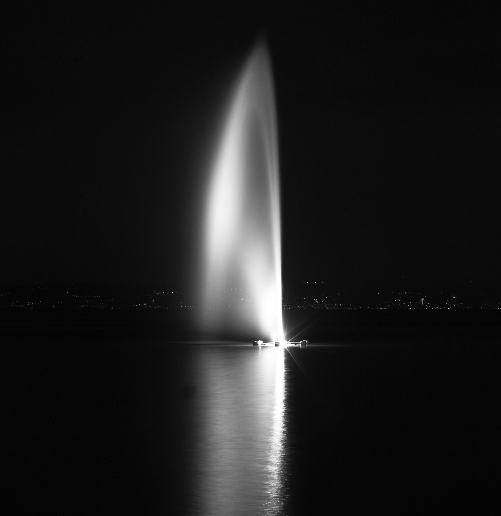 Sigma 30mm F1.4 EX DC HSM sample photo. Fountain photography