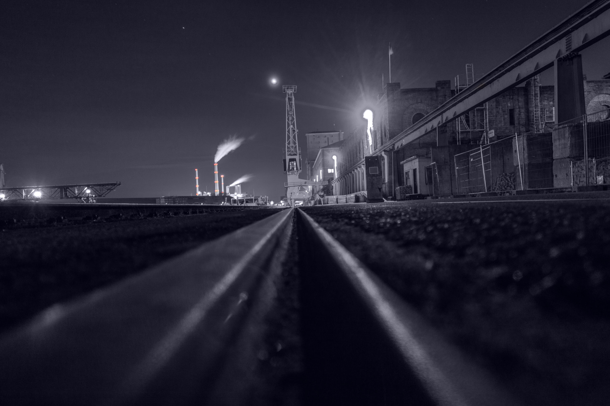 Canon EOS 760D (EOS Rebel T6s / EOS 8000D) sample photo. Rheinhafen photography