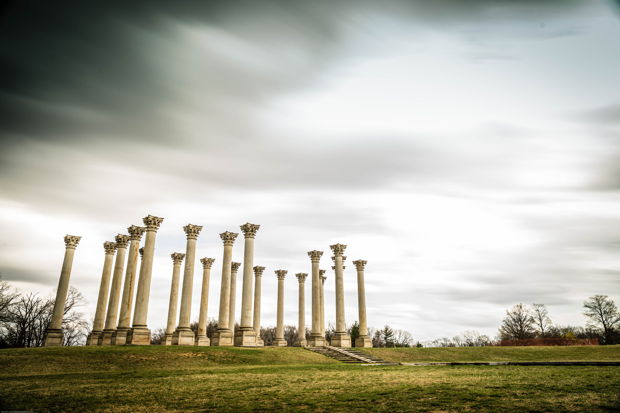 Sony a7 II sample photo. The national capitol columns photography