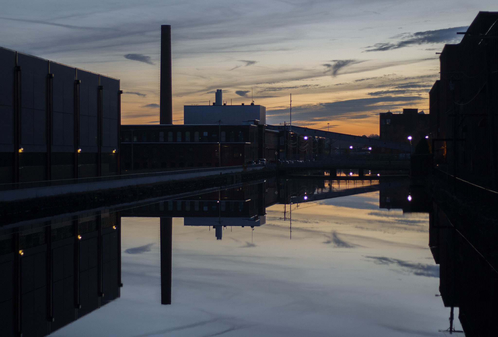 Canon EOS 100D (EOS Rebel SL1 / EOS Kiss X7) sample photo. Sunset reflection photography