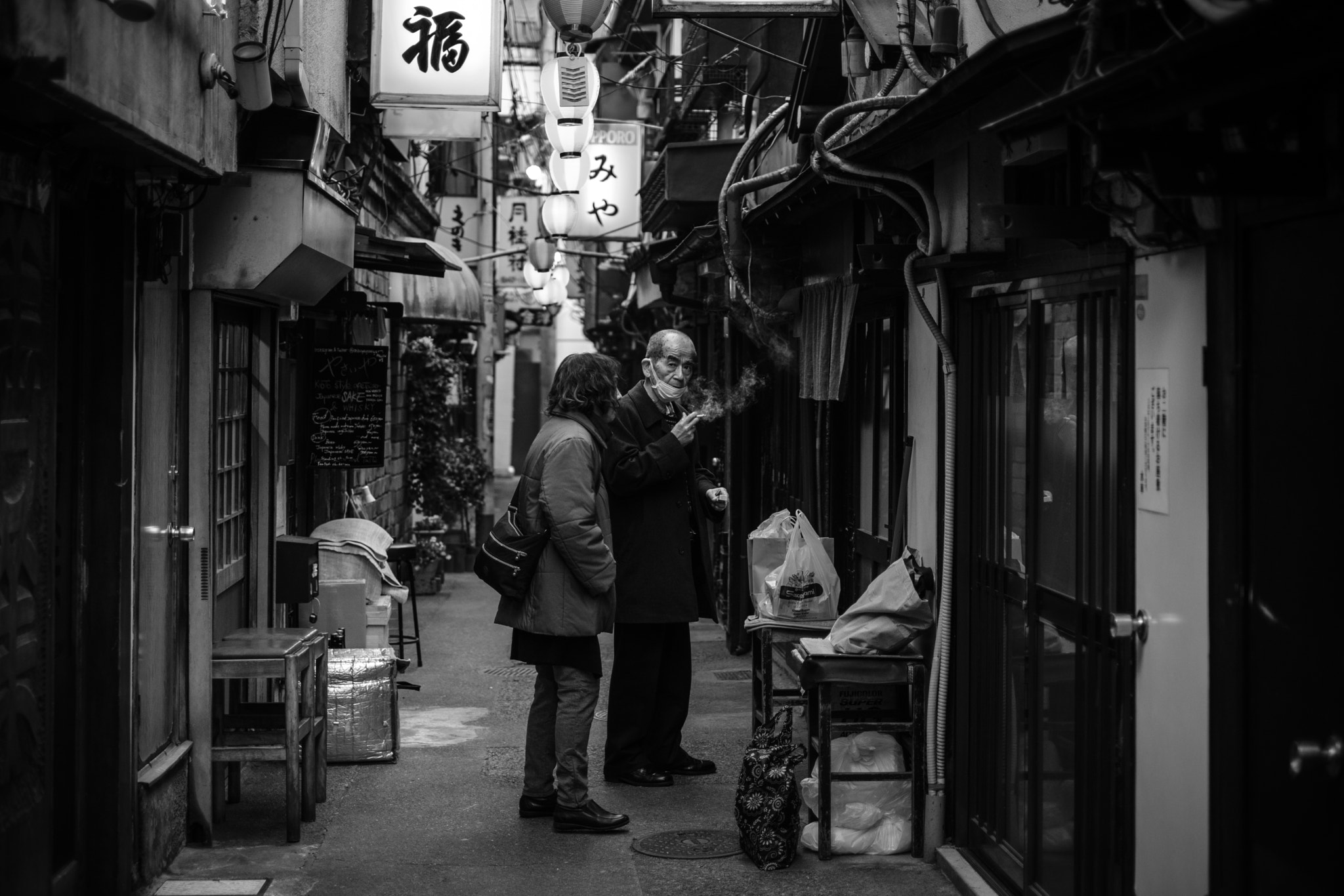 Fujifilm X-Pro2 sample photo. Shibuya old man photography