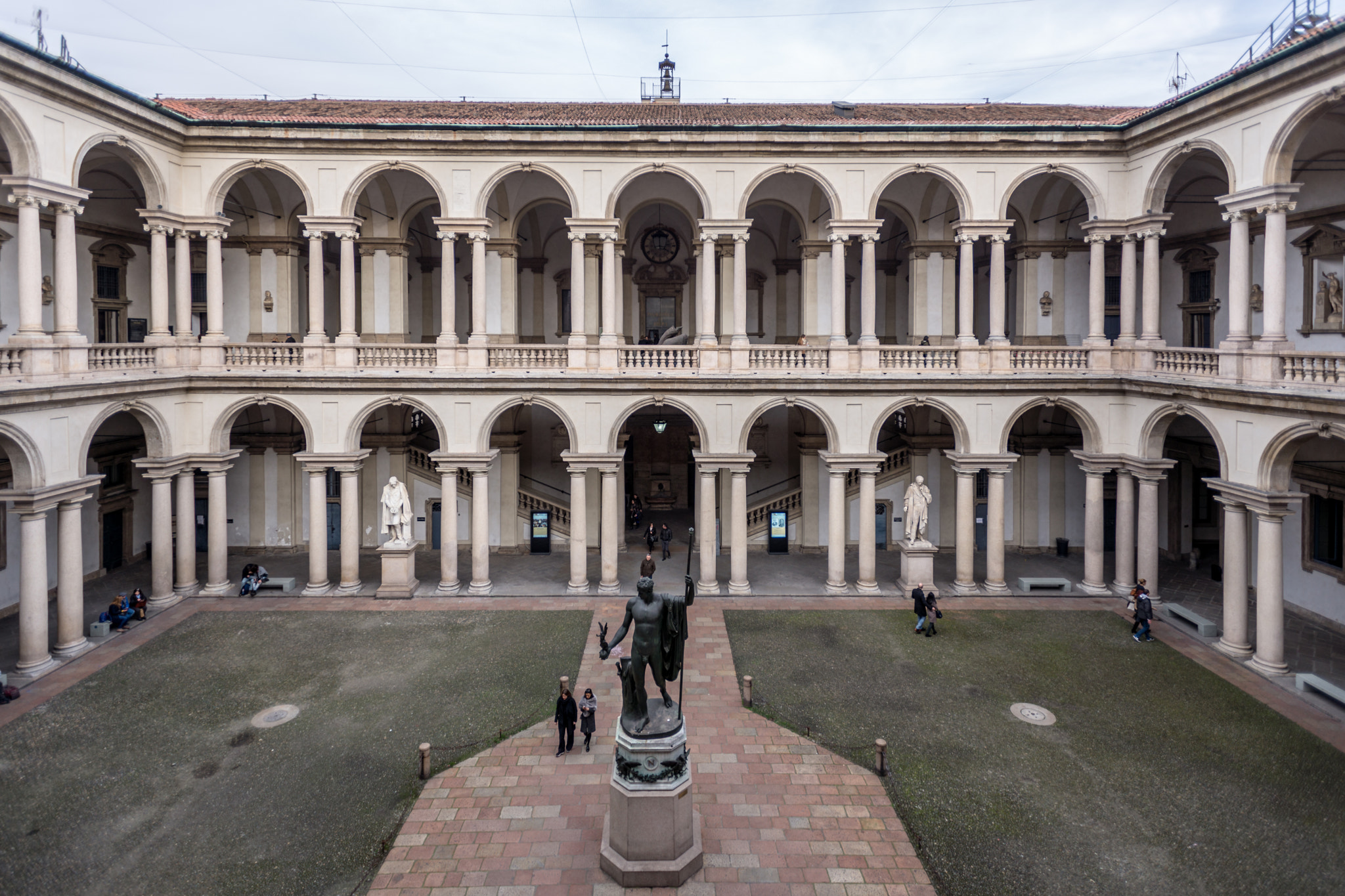 Nikon AF-S Nikkor 17-35mm F2.8D ED-IF sample photo. Accademia di belle arti di brera photography