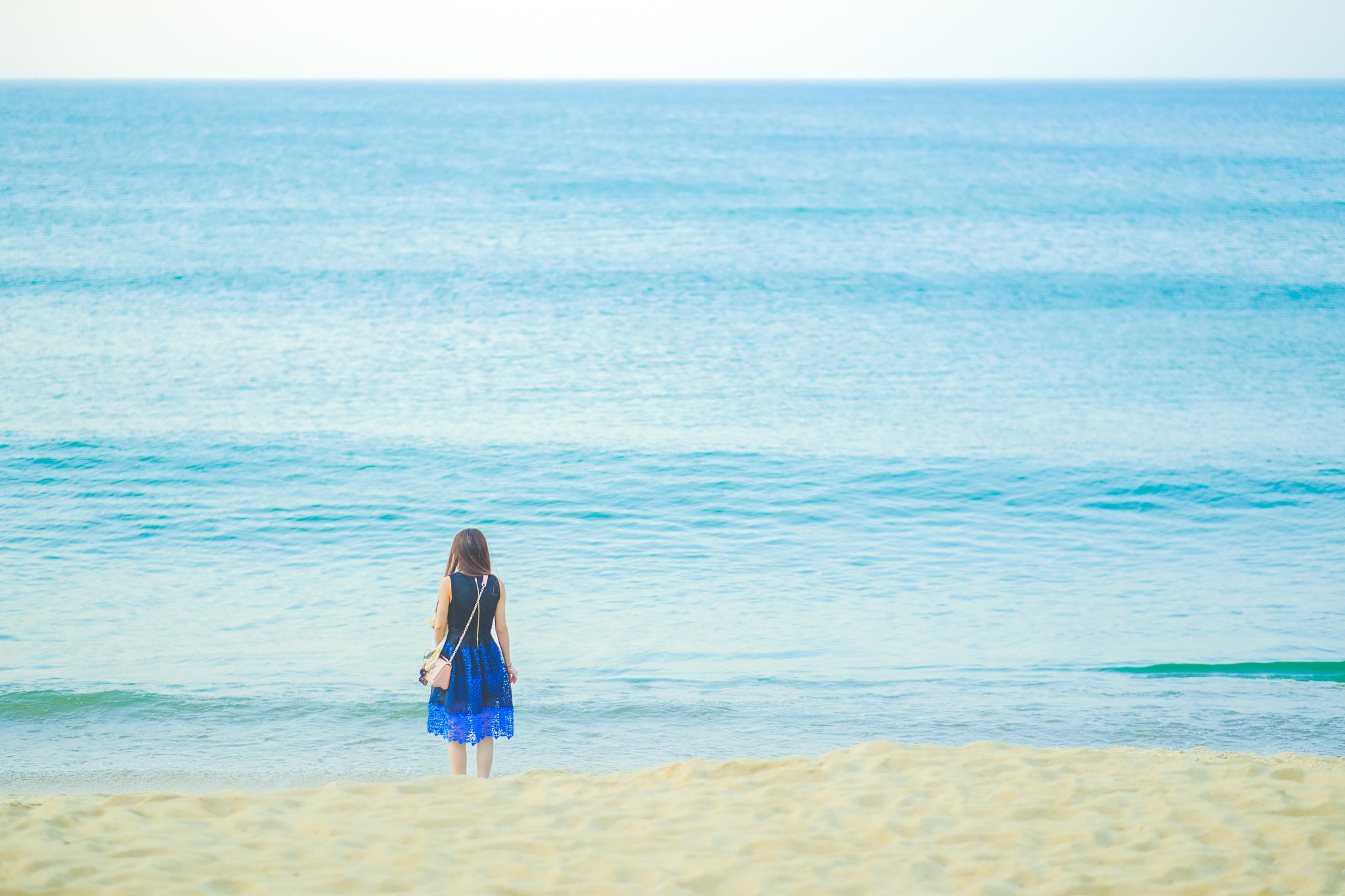 Fujifilm XF 56mm F1.2 R APD sample photo. Alone by the sea photography