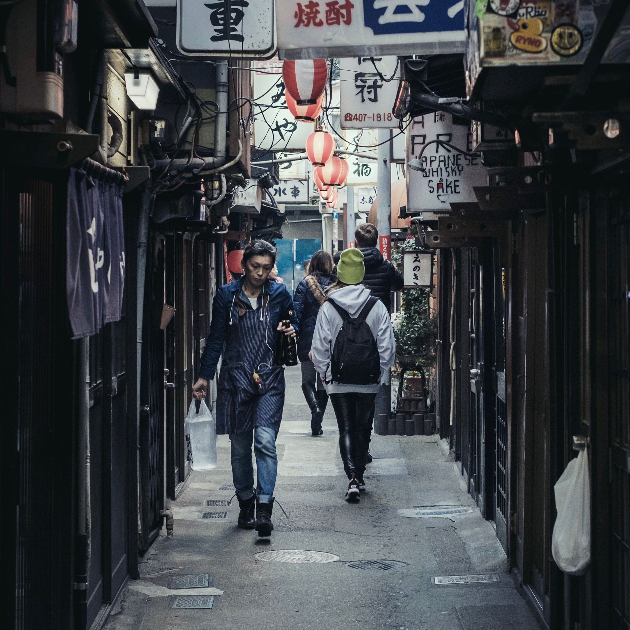 Fujifilm X-Pro2 sample photo. Shibuya back alley photography