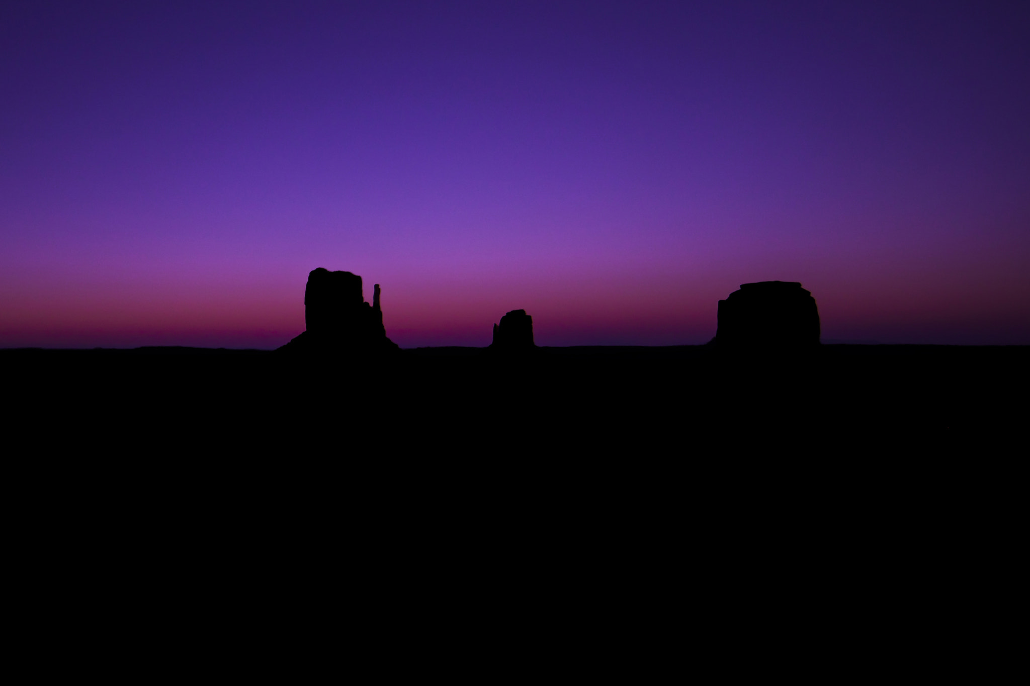 Canon EF 14mm F2.8L II USM sample photo. Monument valley photography