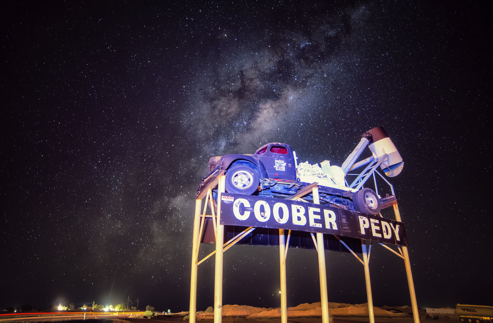 Samyang 14mm F2.8 ED AS IF UMC sample photo. Milkyway over coober pedy photography