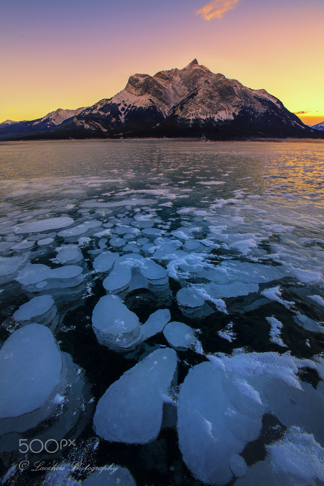 Nikon AF-S Nikkor 14-24mm F2.8G ED sample photo. Ice bubble photography