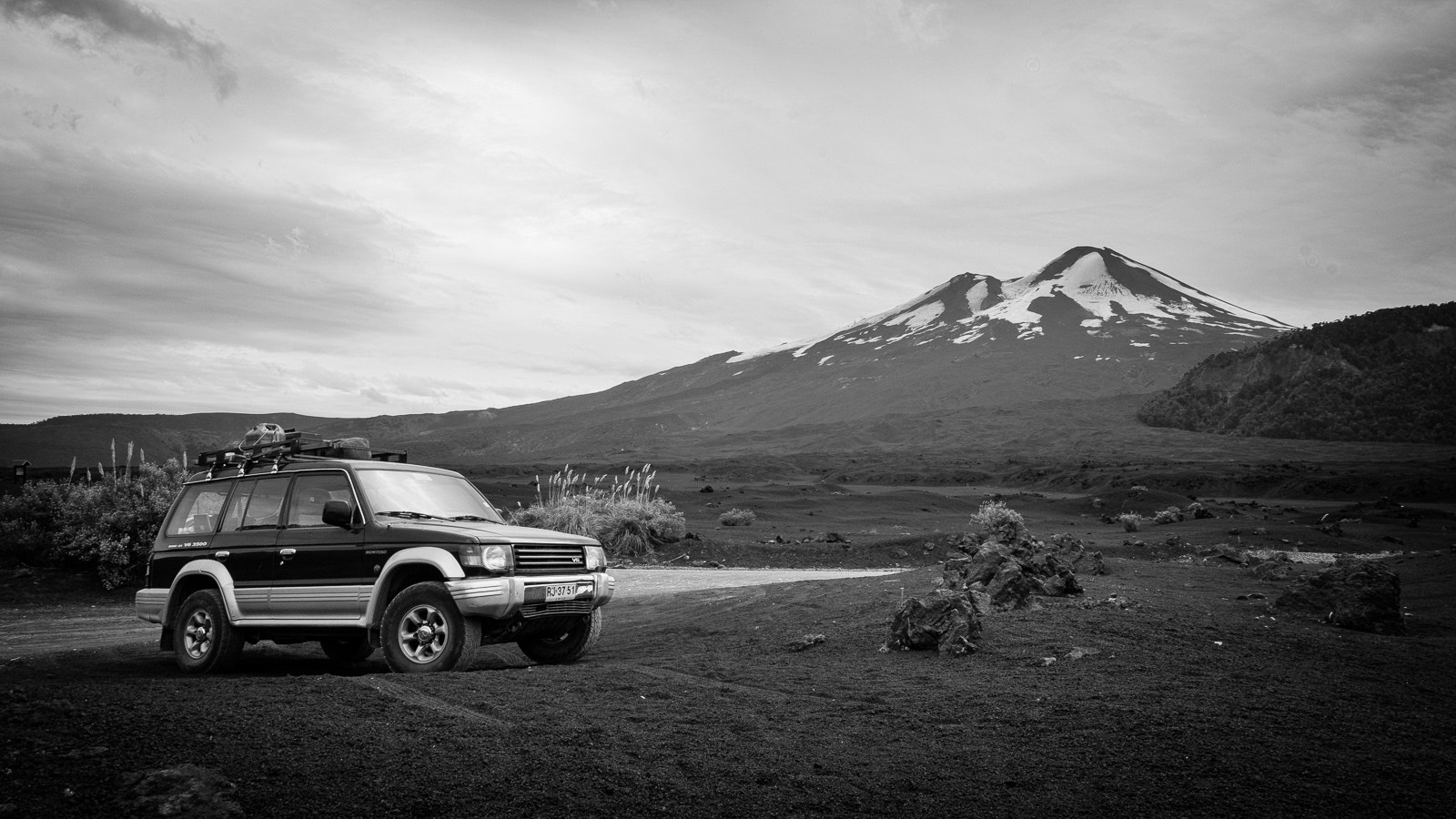 Nikon D90 sample photo. Driving through parque national conguillio photography