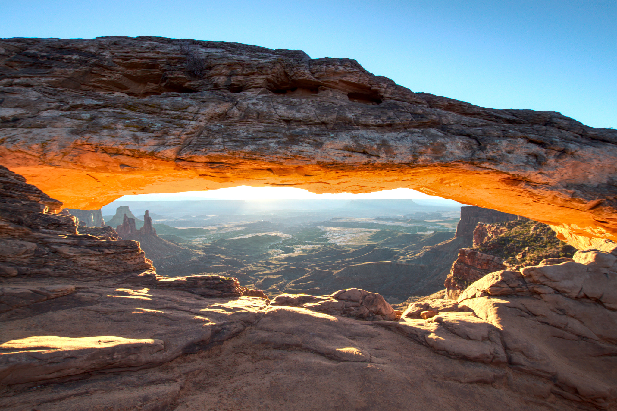 Canon EOS 500D (EOS Rebel T1i / EOS Kiss X3) sample photo. Mesa arch sunrise hdr photography
