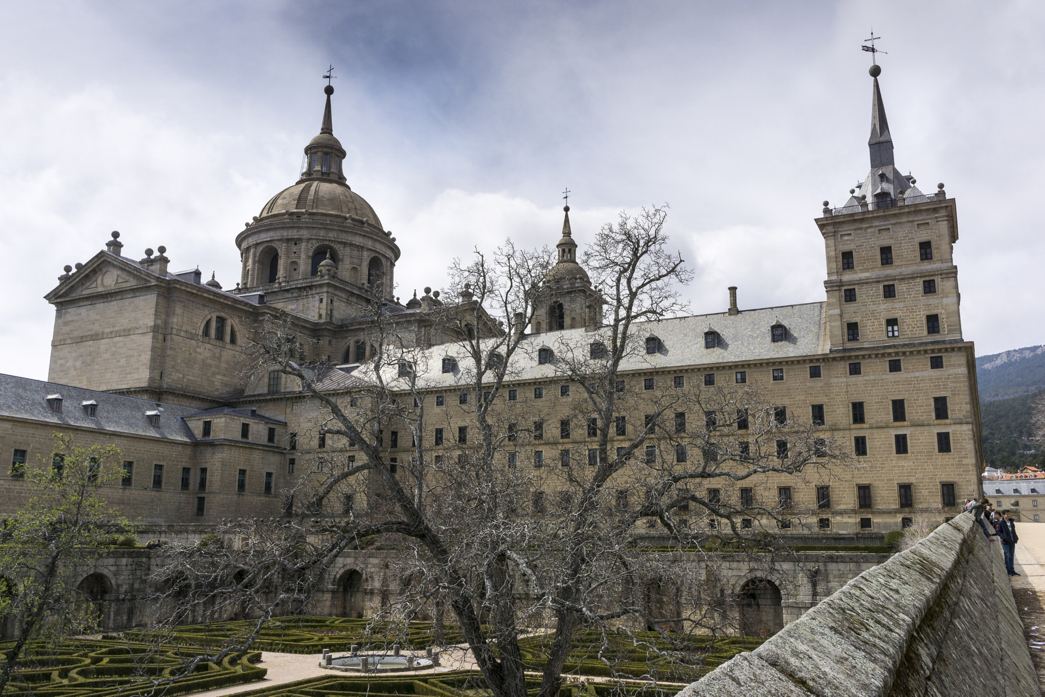 Sony E 20mm F2.8 sample photo. El escorial photography