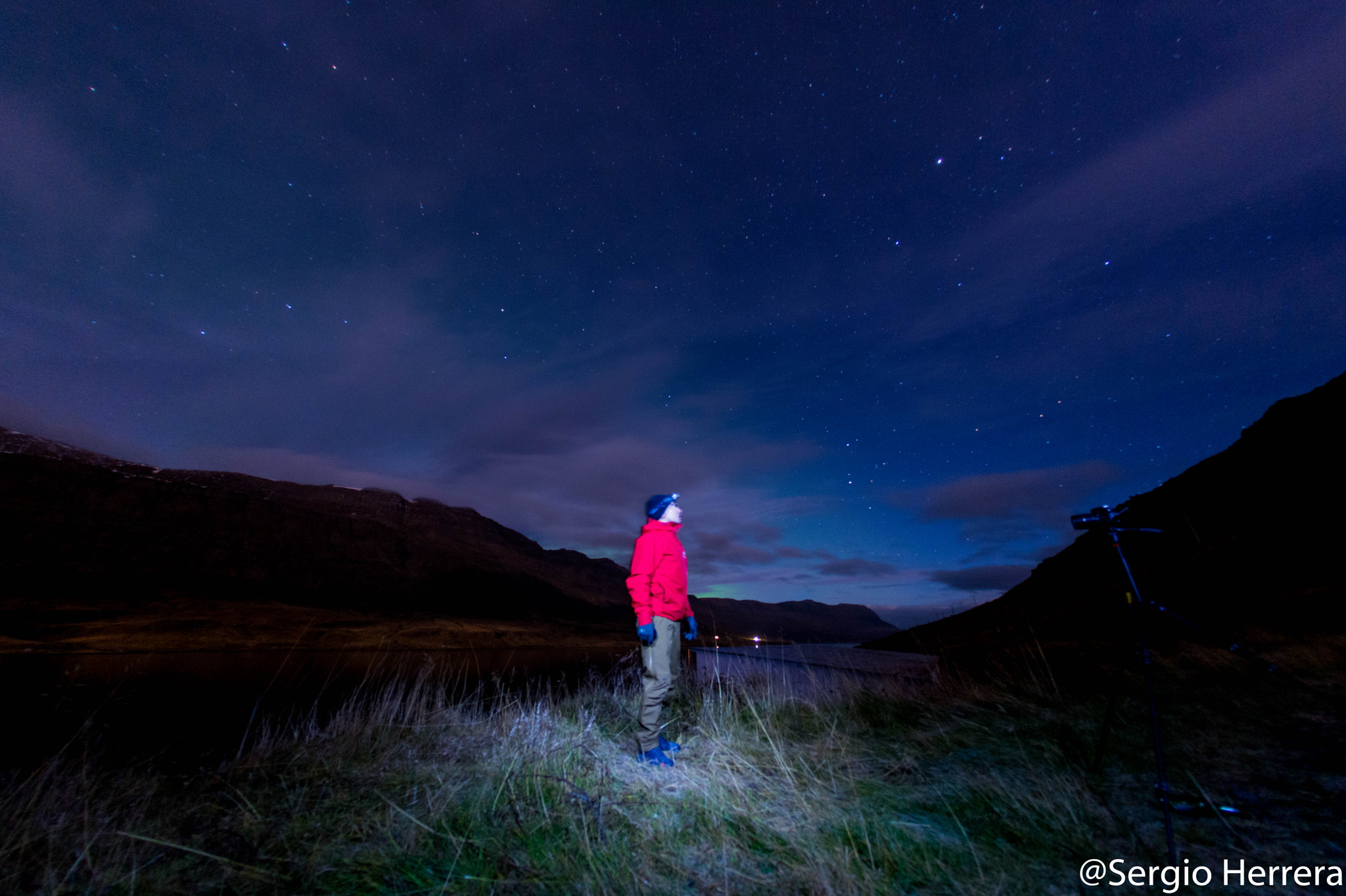 Nikon D5200 + Sigma 10mm F2.8 EX DC HSM Diagonal Fisheye sample photo. Iceland sky photography