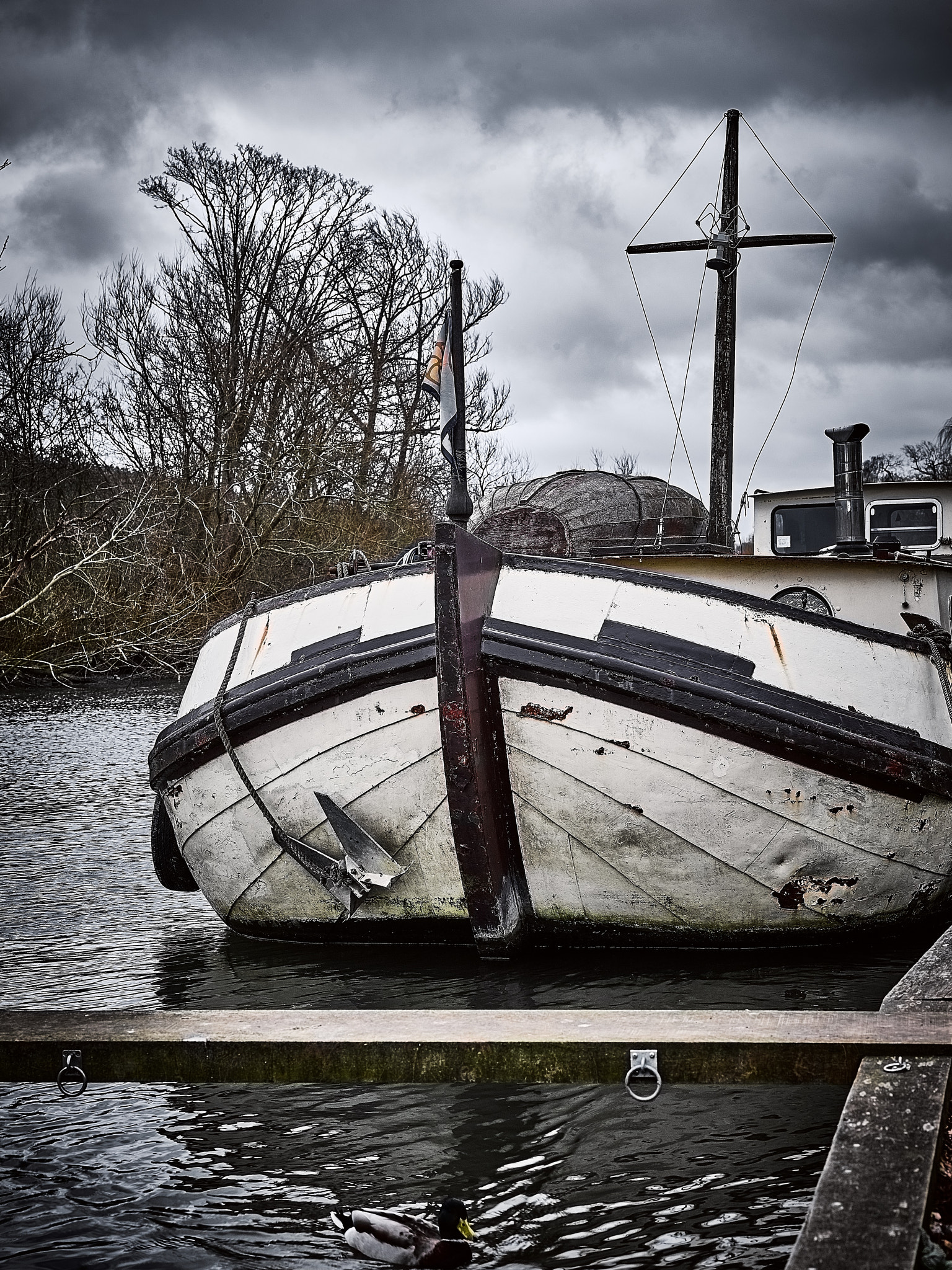 Schneider Kreuznach LS 80mm f/2.8 sample photo. Boat trip photography