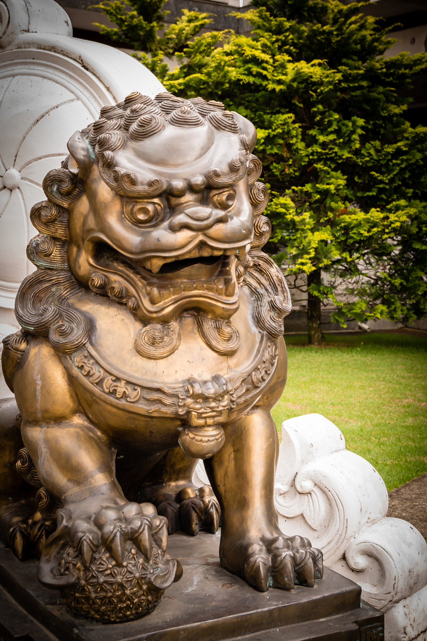 Sigma 17-50mm F2.8 EX DC OS HSM sample photo. Temple zulai photography