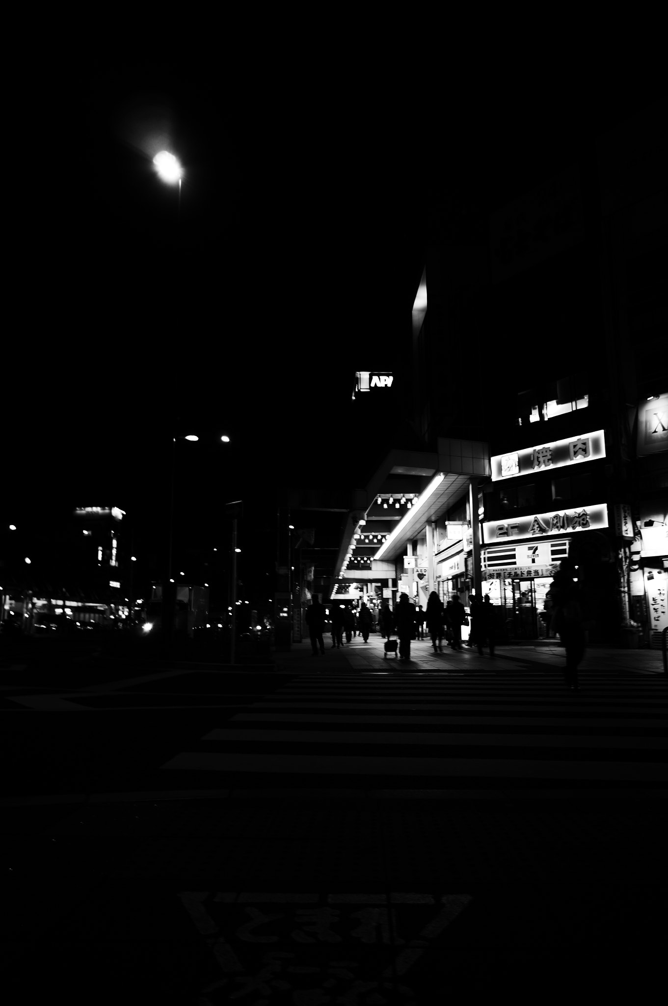 Sony E 16mm F2.8 sample photo. Town photography