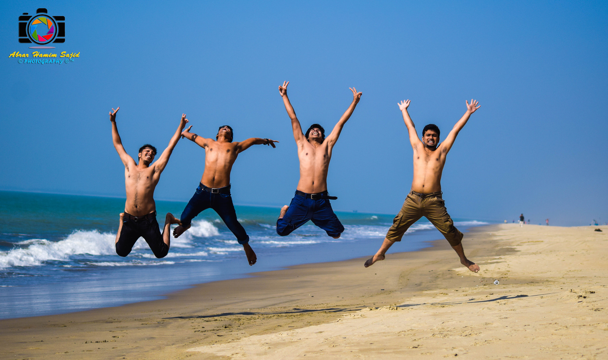 Sigma 70-300mm F4-5.6 APO DG Macro sample photo. Jump to catch the sky.... photography