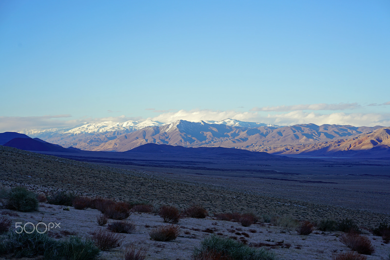ZEISS Batis 85mm F1.8 sample photo. White mountains from sierra nevada at sundown photography