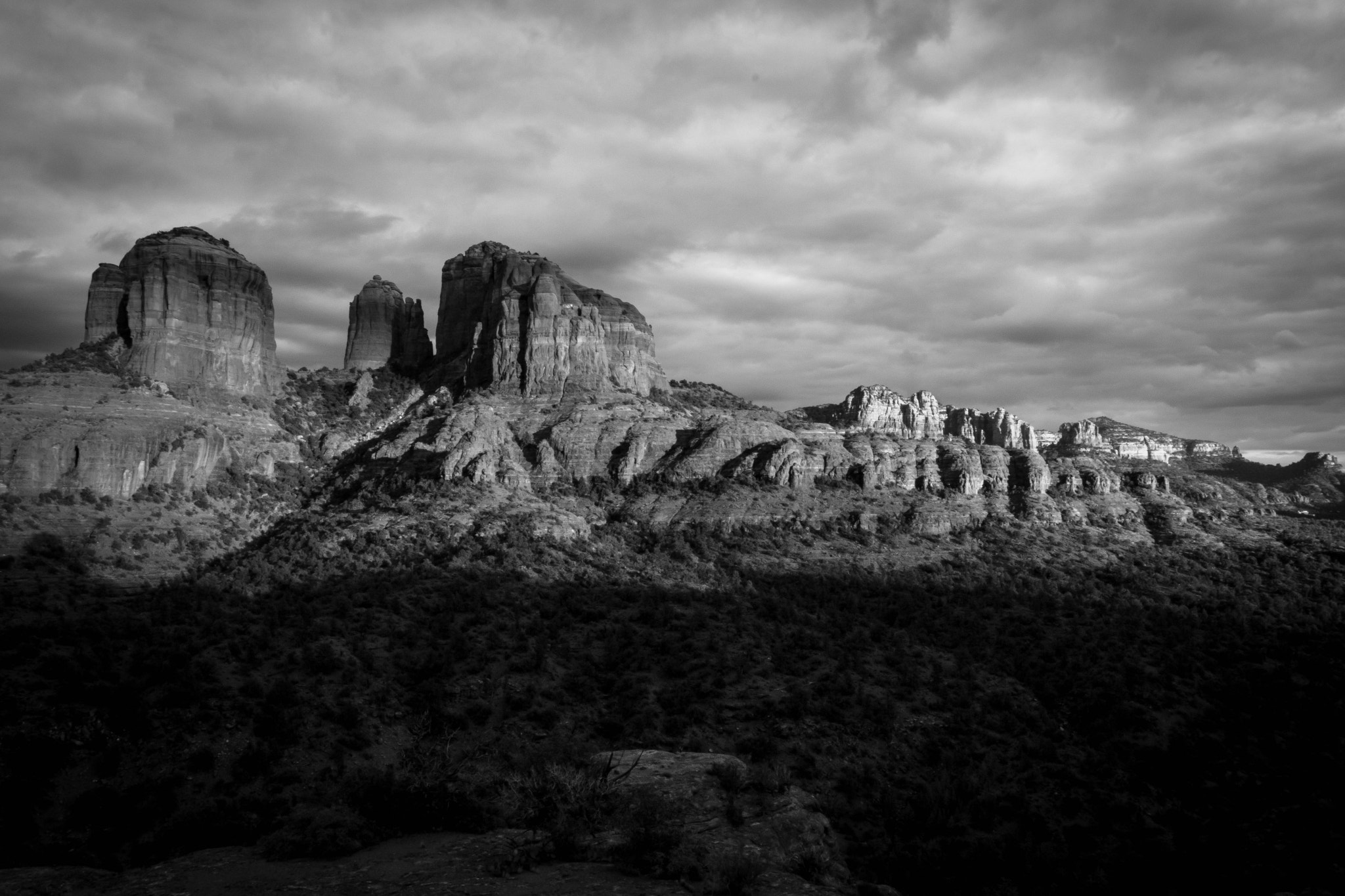 Canon EOS 7D Mark II sample photo. Waited two hours for the sunlight to break through the clouds at cathedral rock in sedona, az. photography
