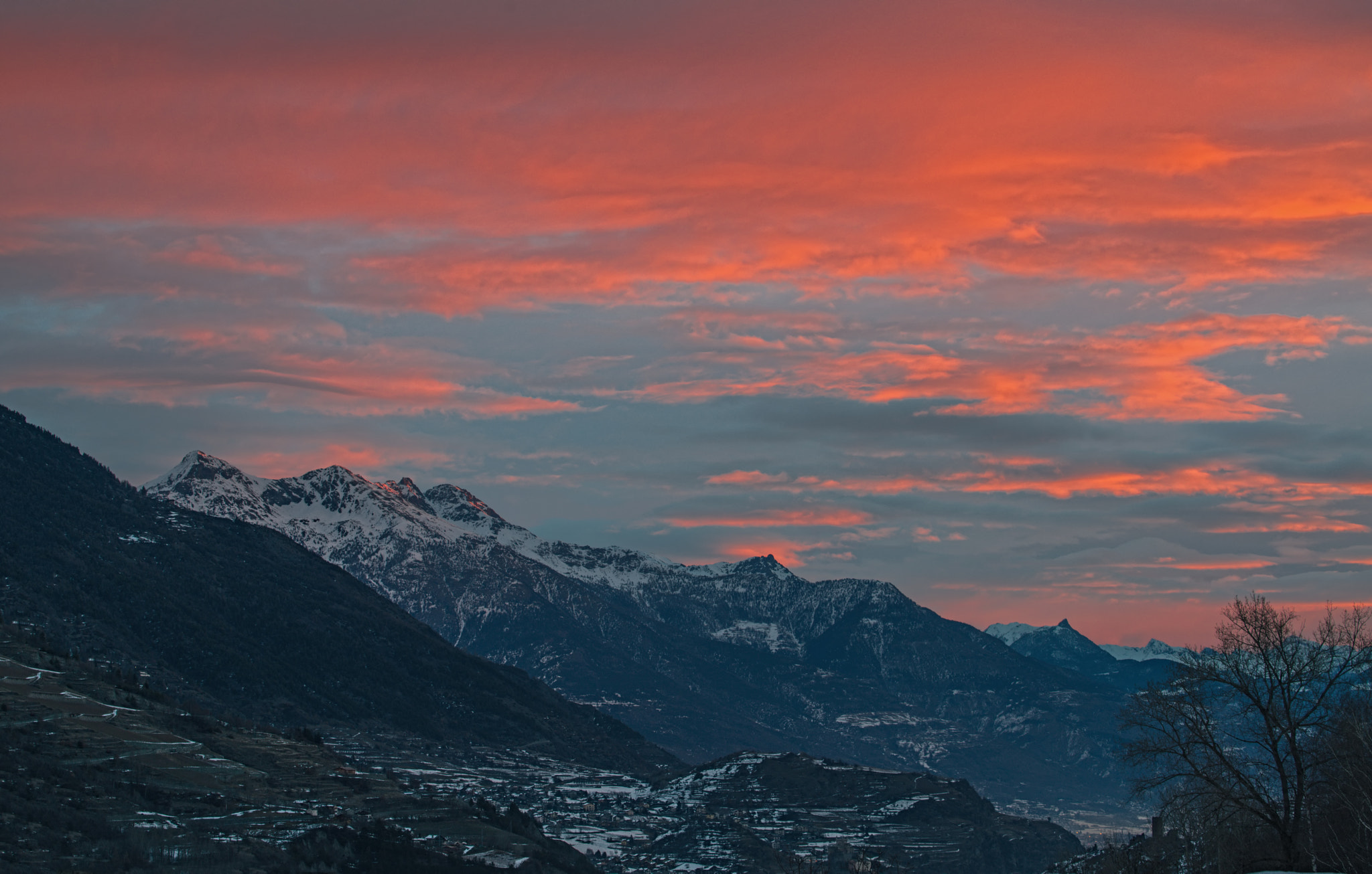 Nikon AF-S Nikkor 70-200mm F4G ED VR sample photo. Alps morning photography