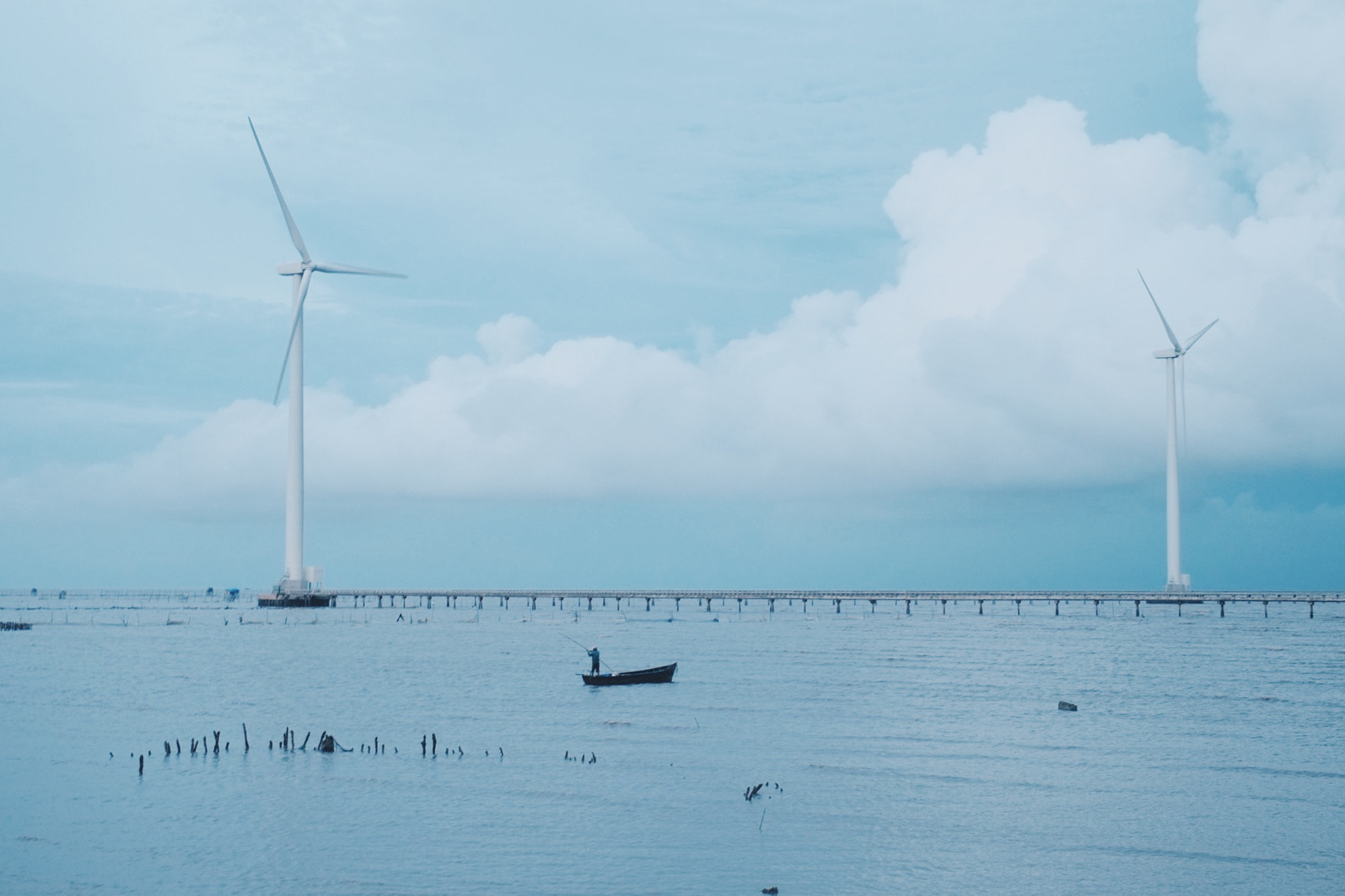 Fujifilm X-Pro1 + Fujifilm XF 35mm F1.4 R sample photo. Fisherman at windmill photography
