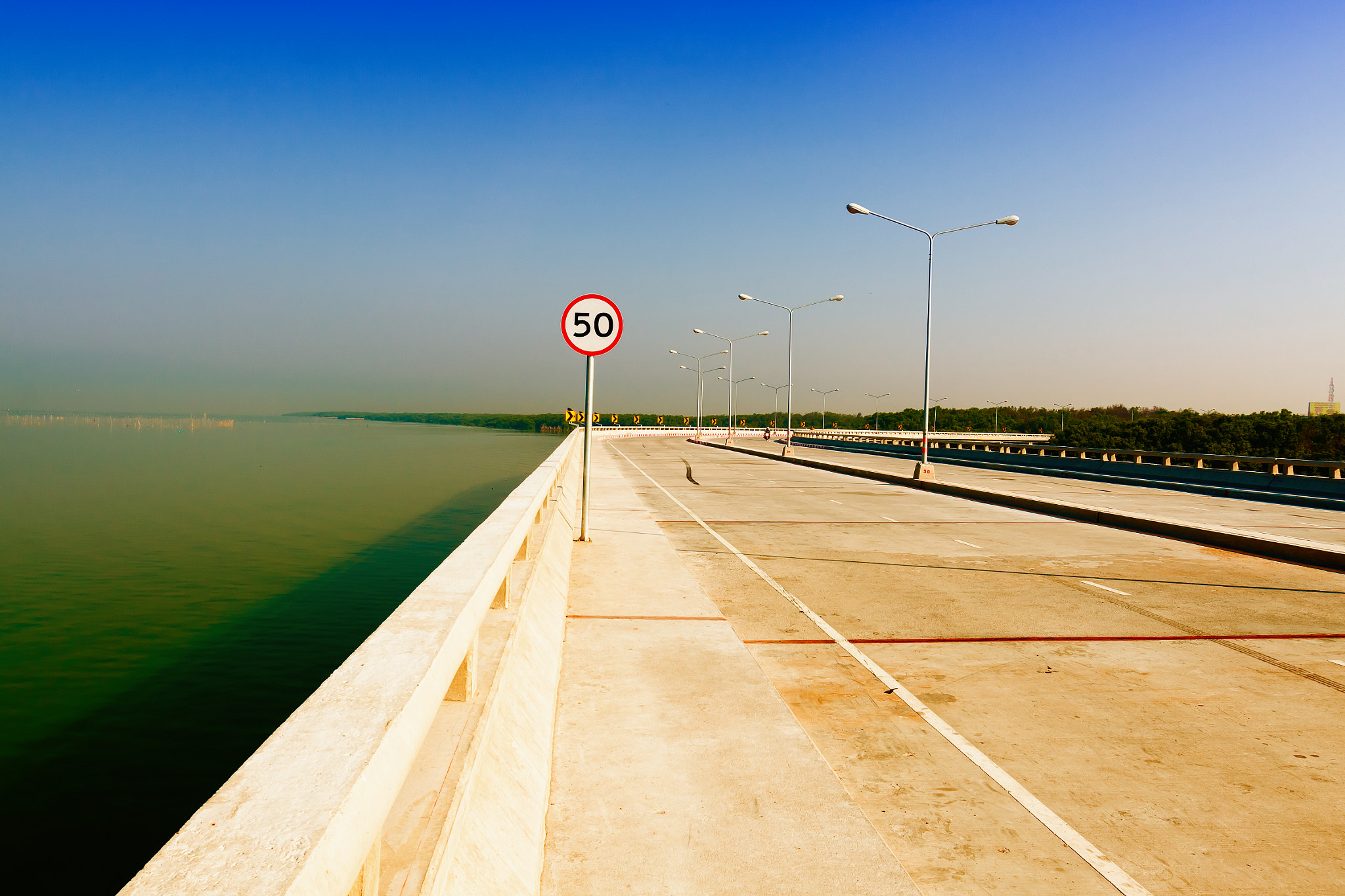 Canon EOS 50D + Canon EF 17-40mm F4L USM sample photo. New travel place concrete road in chonburi thailand photography