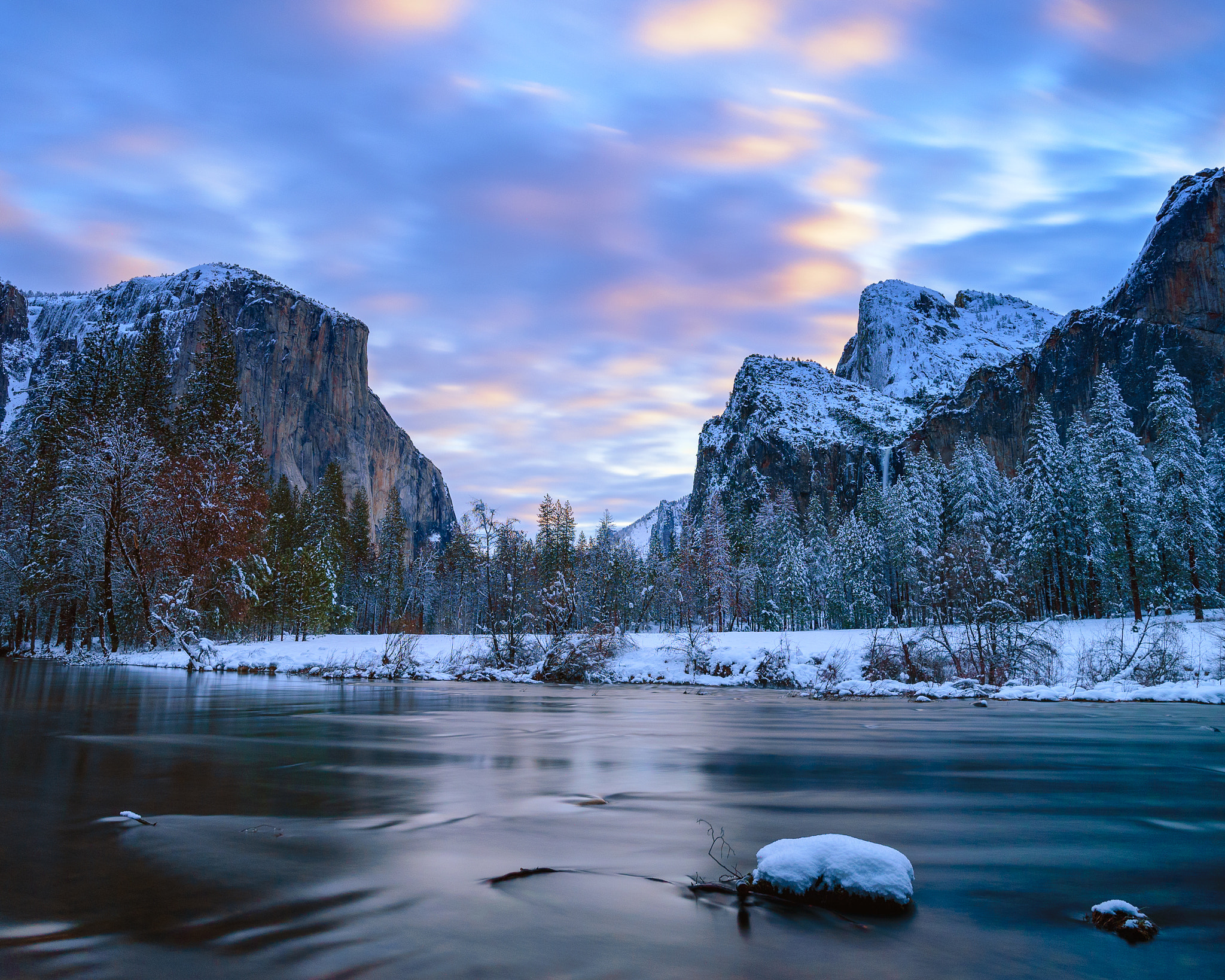 Nikon AF-S Nikkor 18-35mm F3.5-4.5G ED sample photo. Valley view photography