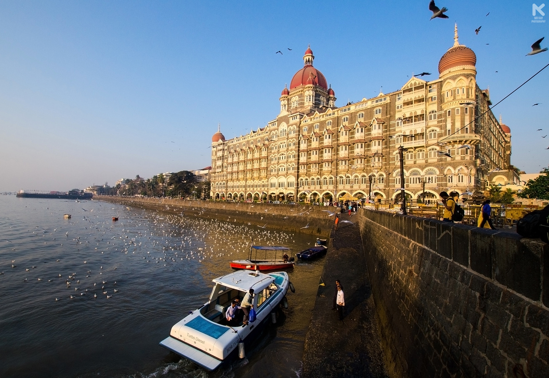 Nikon D7000 + Sigma 10-20mm F3.5 EX DC HSM sample photo. Taj. photography