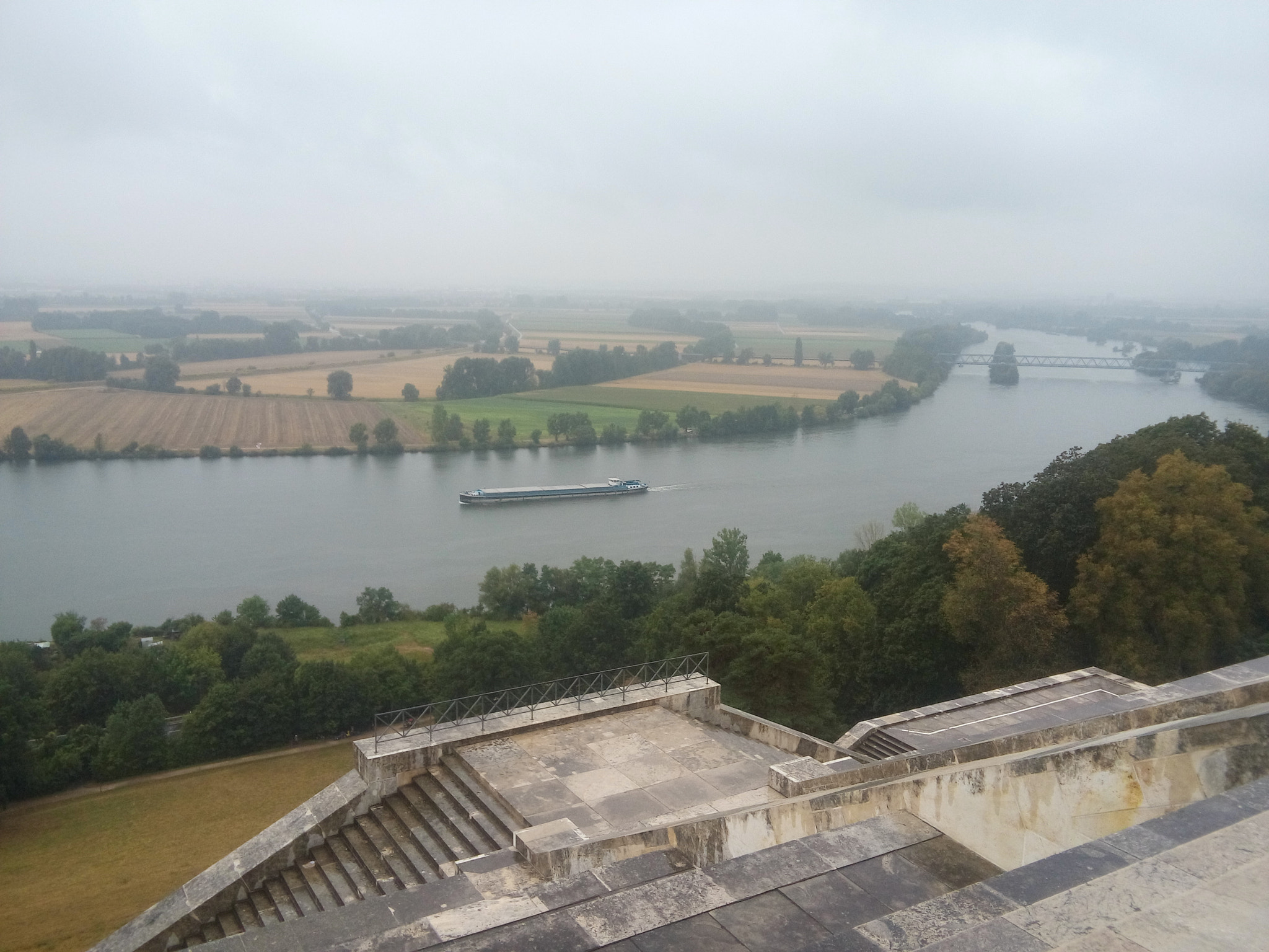 LG L Bello sample photo. Regensburg walhalla photography