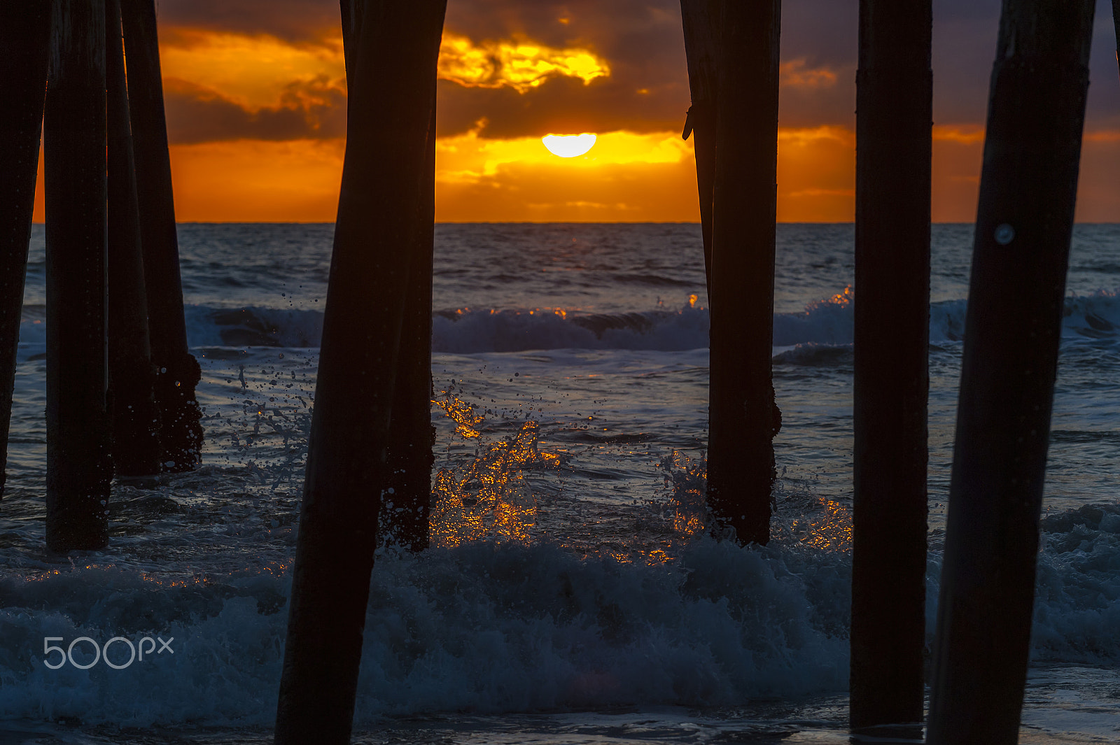 Nikon D700 sample photo. Golden sunset at oceanside pier - february 26, 2017 photography