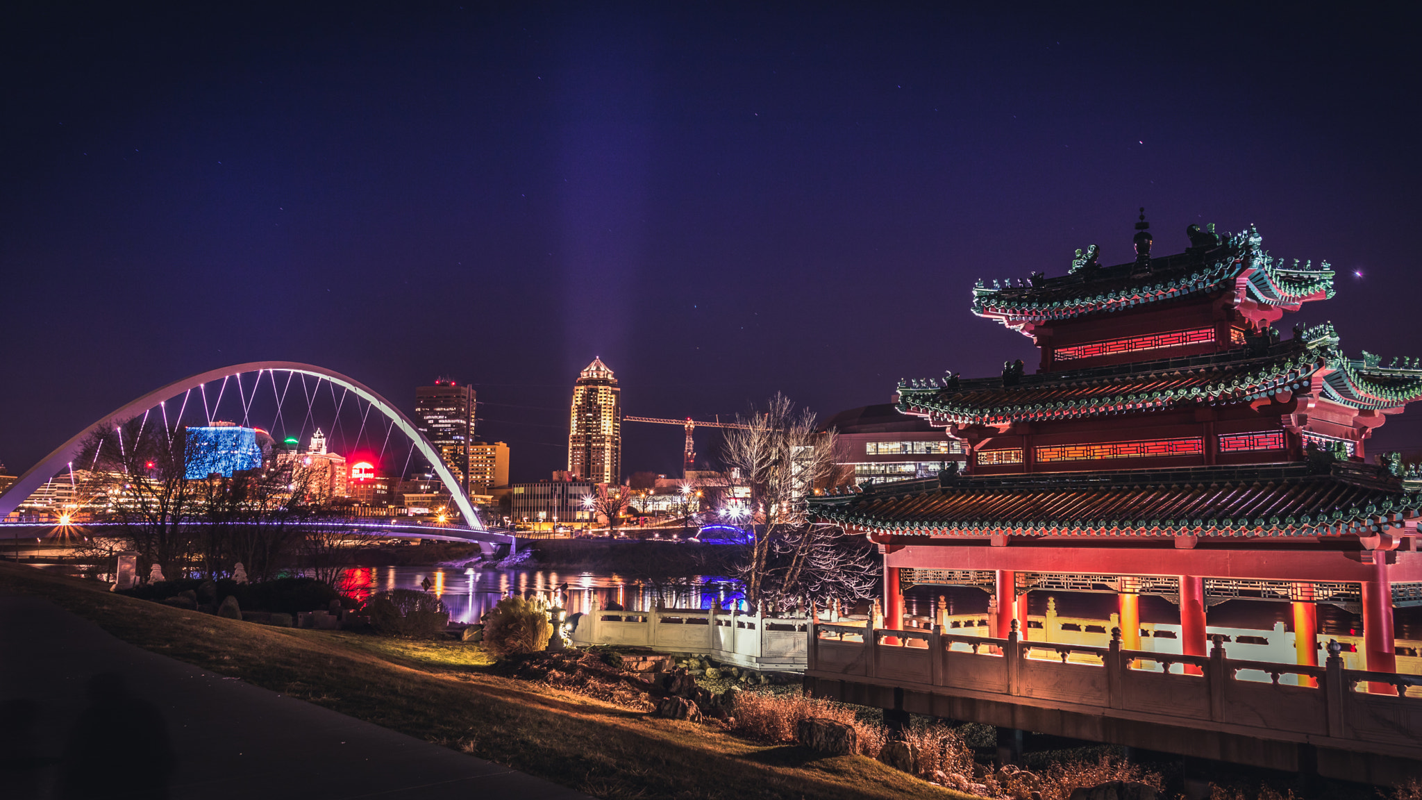Canon EOS 750D (EOS Rebel T6i / EOS Kiss X8i) sample photo. Des moines skyline photography