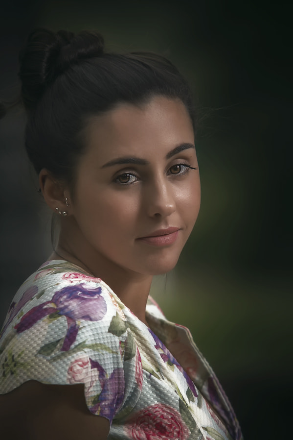 Sigma 70-200mm F2.8 EX DG Macro HSM II sample photo. Beautiful girl - fazenda ipanema photography