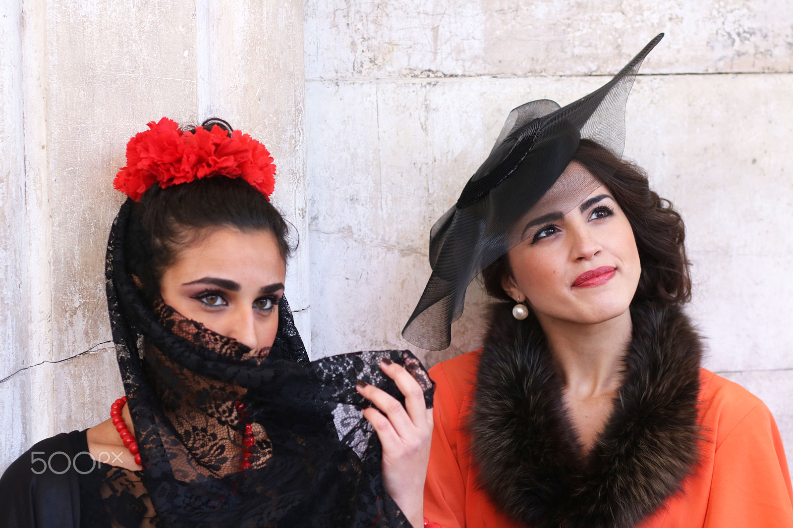 Canon EOS 760D (EOS Rebel T6s / EOS 8000D) + Canon EF 85mm F1.8 USM sample photo. Venetian carnival models photography