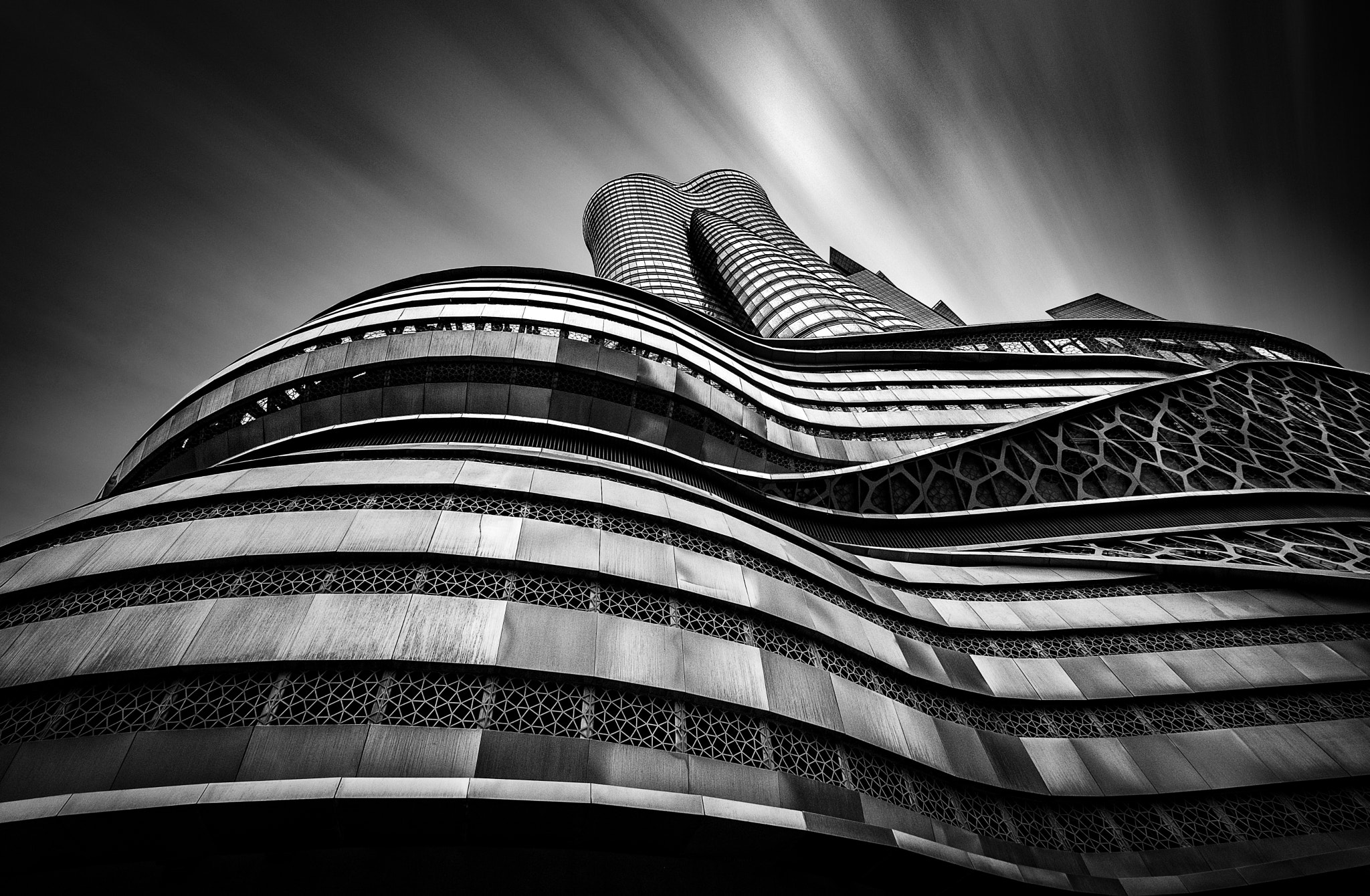 Fujifilm X-Pro2 + Fujifilm XF 10-24mm F4 R OIS sample photo. Flowing steel photography