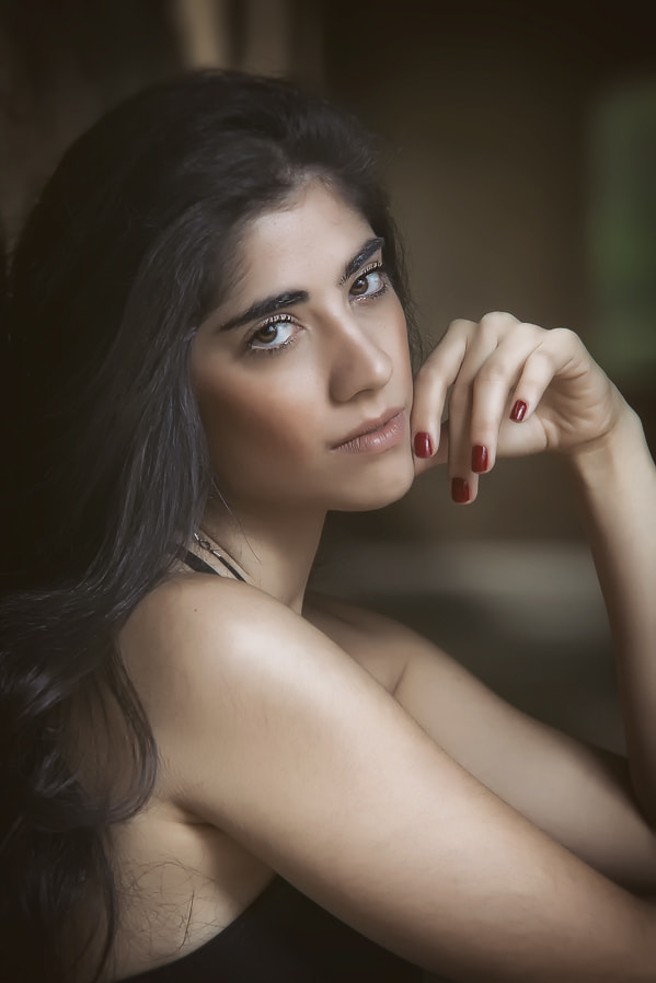 Sigma 70-200mm F2.8 EX DG Macro HSM II sample photo. Beautiful girl - fazenda ipanema photography
