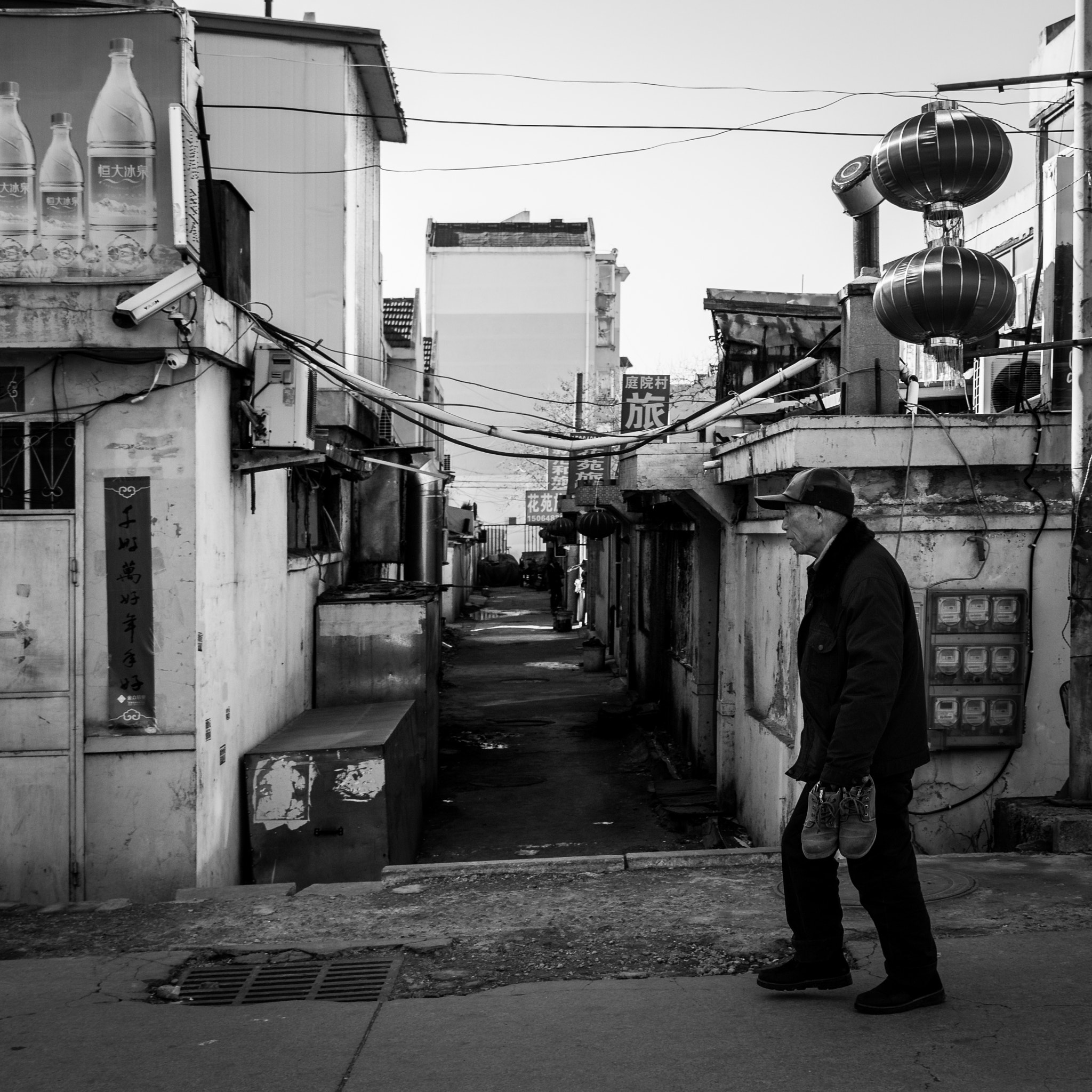 Canon EF-S 24mm F2.8 STM sample photo. Mister shoes photography