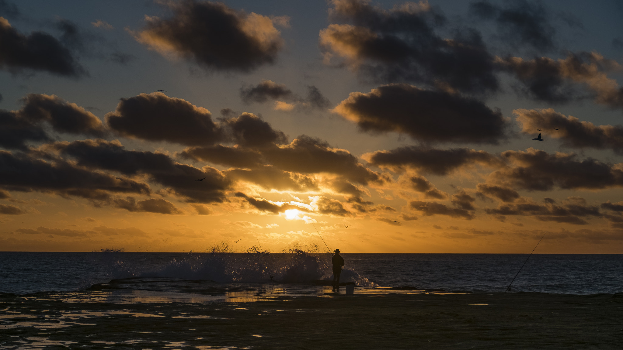 Fujifilm X-T2 sample photo. Fishing in the sunset photography