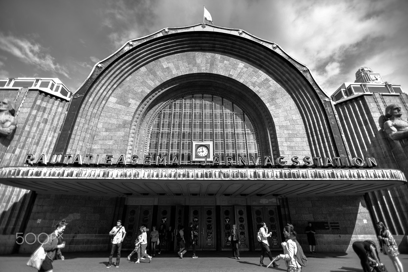 Nikon D810 + Nikon AF-S Nikkor 17-35mm F2.8D ED-IF sample photo. Helsinki finland 2016 photography