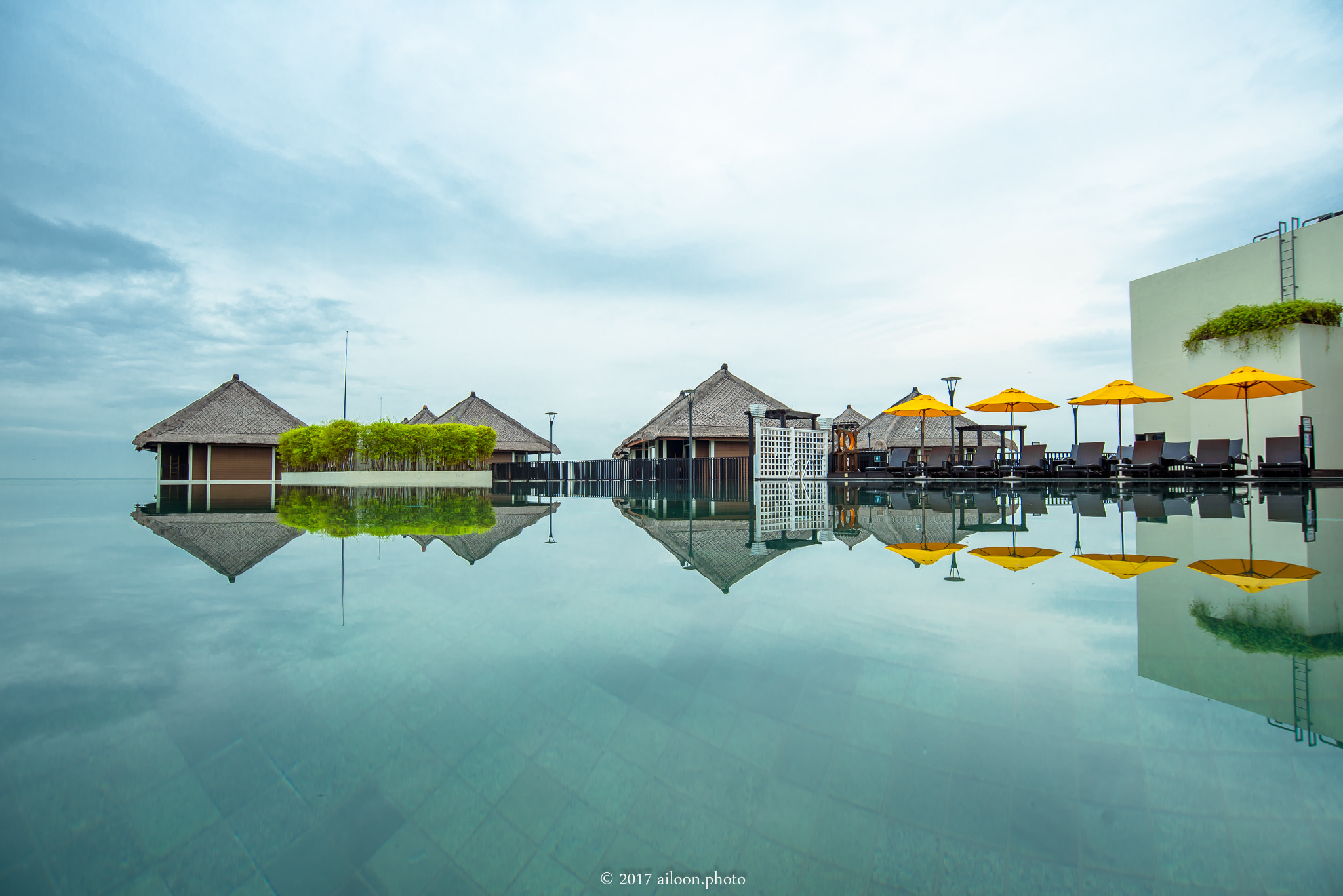 Nikon AF-S Nikkor 18-35mm F3.5-4.5G ED sample photo. The mirror of nature photography