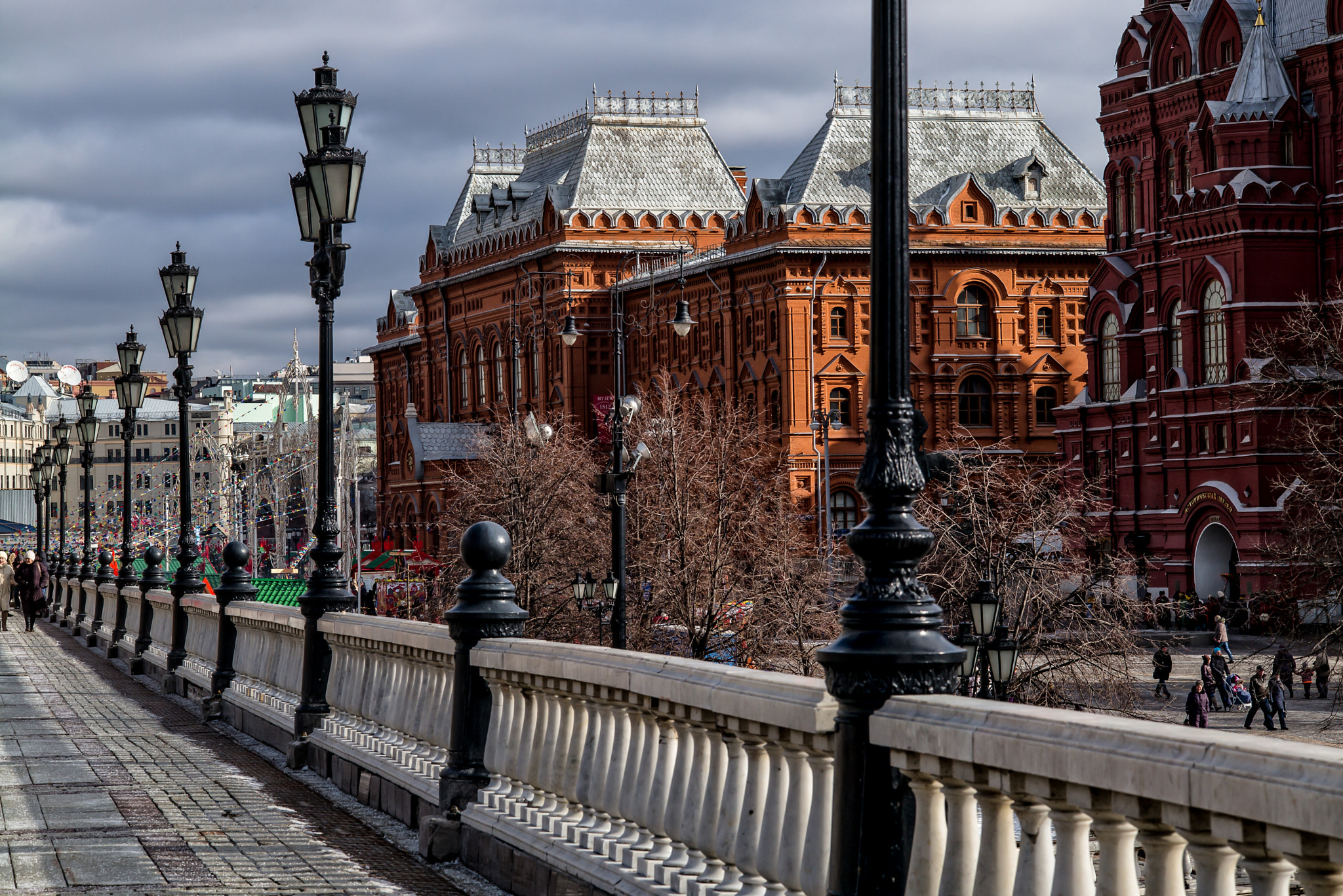 Leica APO-Summicron-M 90mm F2 ASPH sample photo. City sketches photography