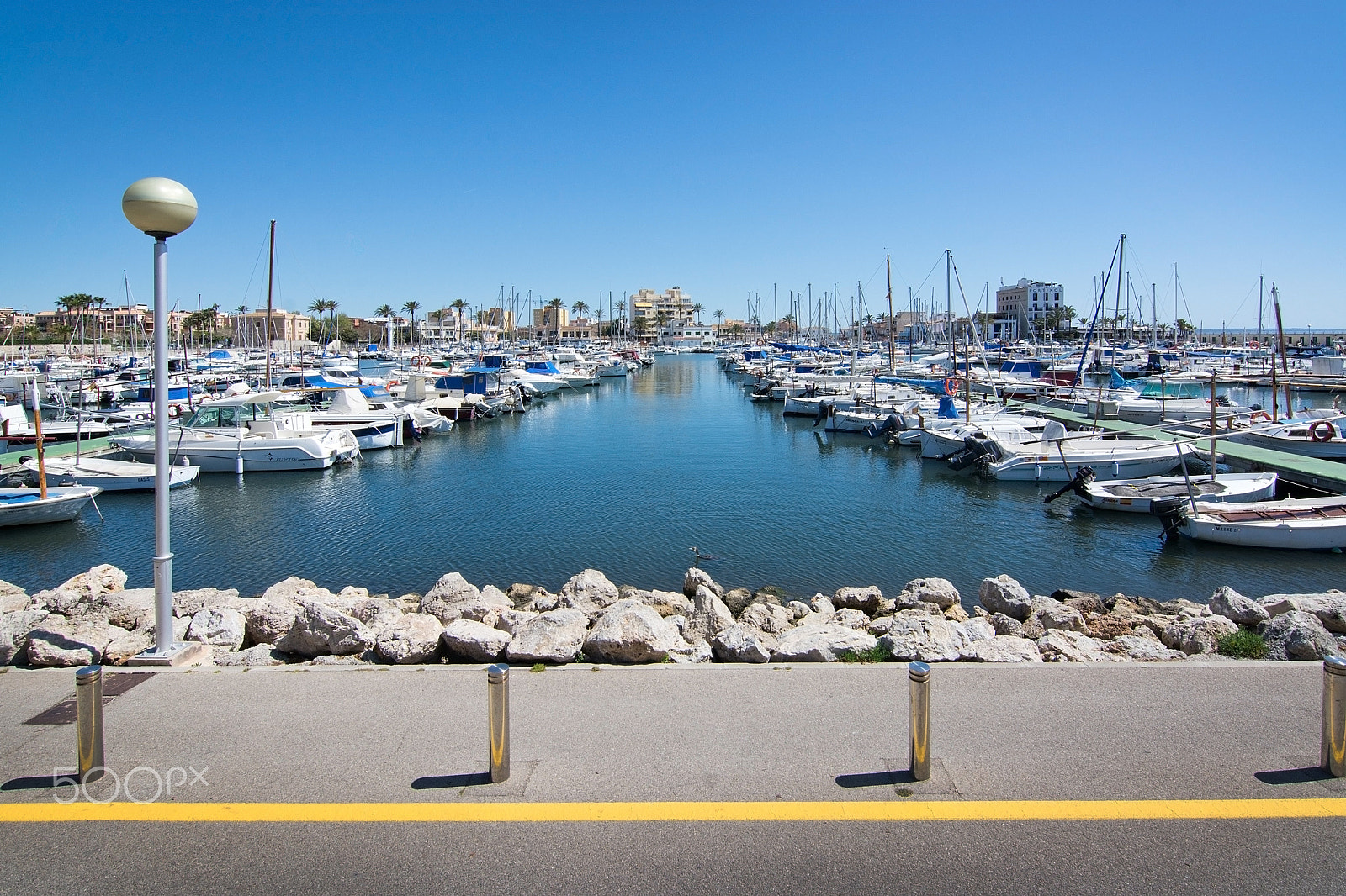 AF Zoom-Nikkor 28-80mm f/3.3-5.6G sample photo. Portixol harbor photography