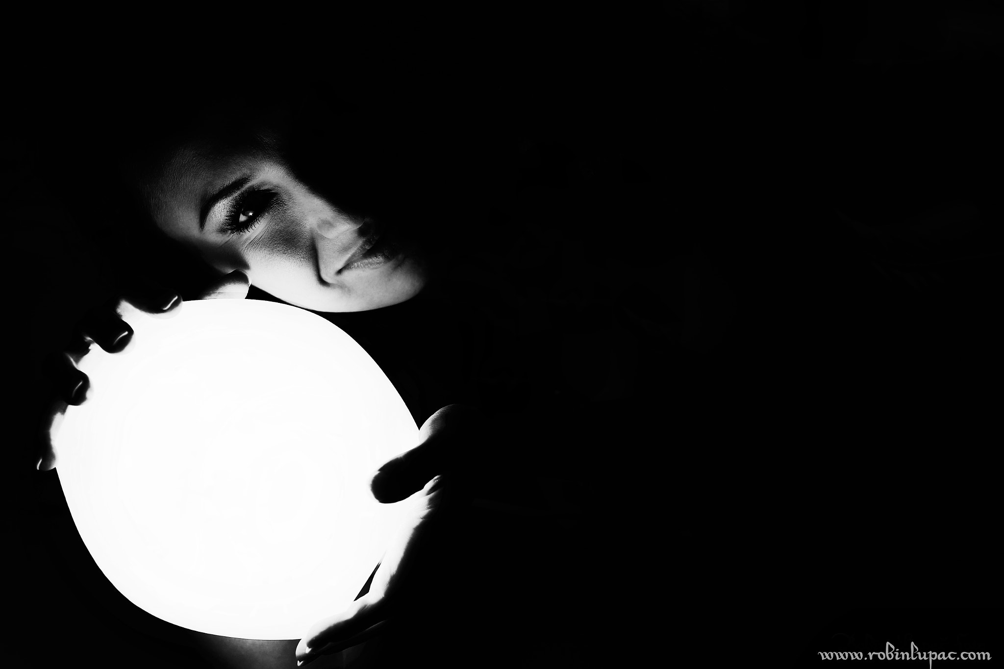 Sigma 18-35mm f/1.8 DC HSM sample photo. Light and you.. photography