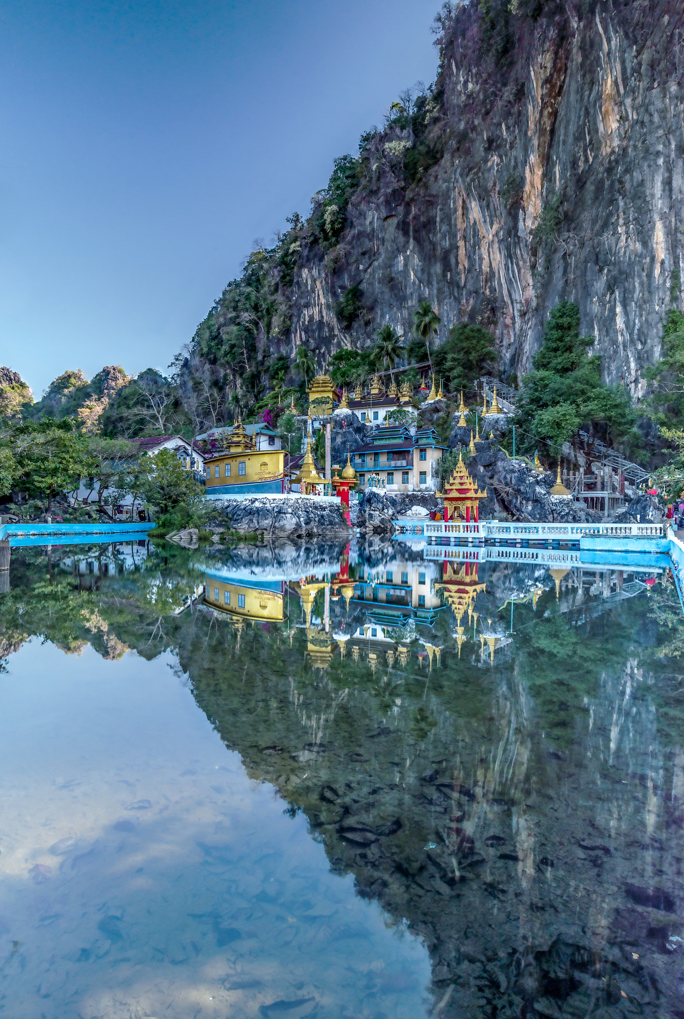 Nikon AF-S Nikkor 18-35mm F3.5-4.5G ED sample photo. Ba yint nyi cave photography