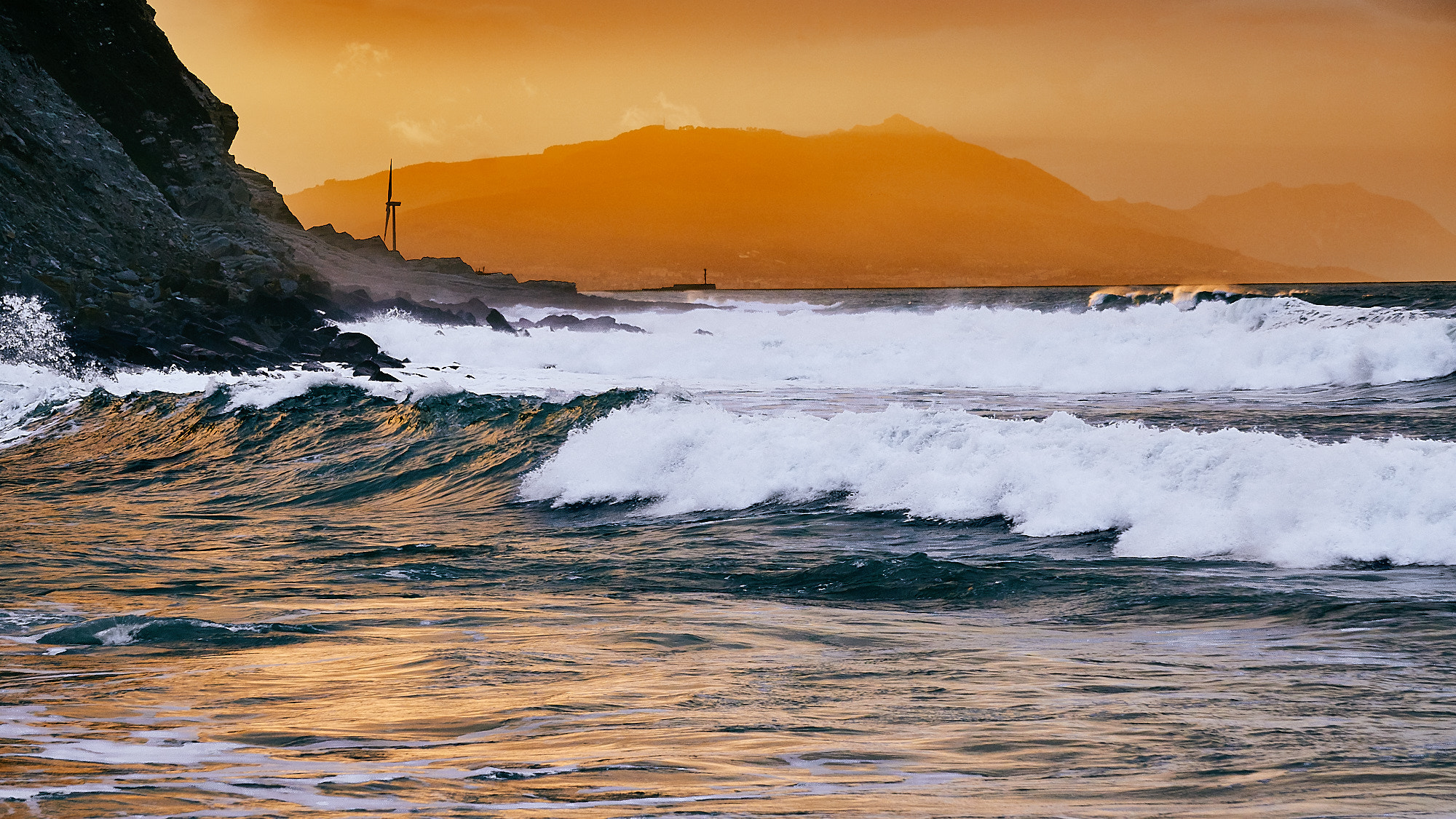 Sony E 55-210mm F4.5-6.3 OSS sample photo. Azkorri beach. sunset photography