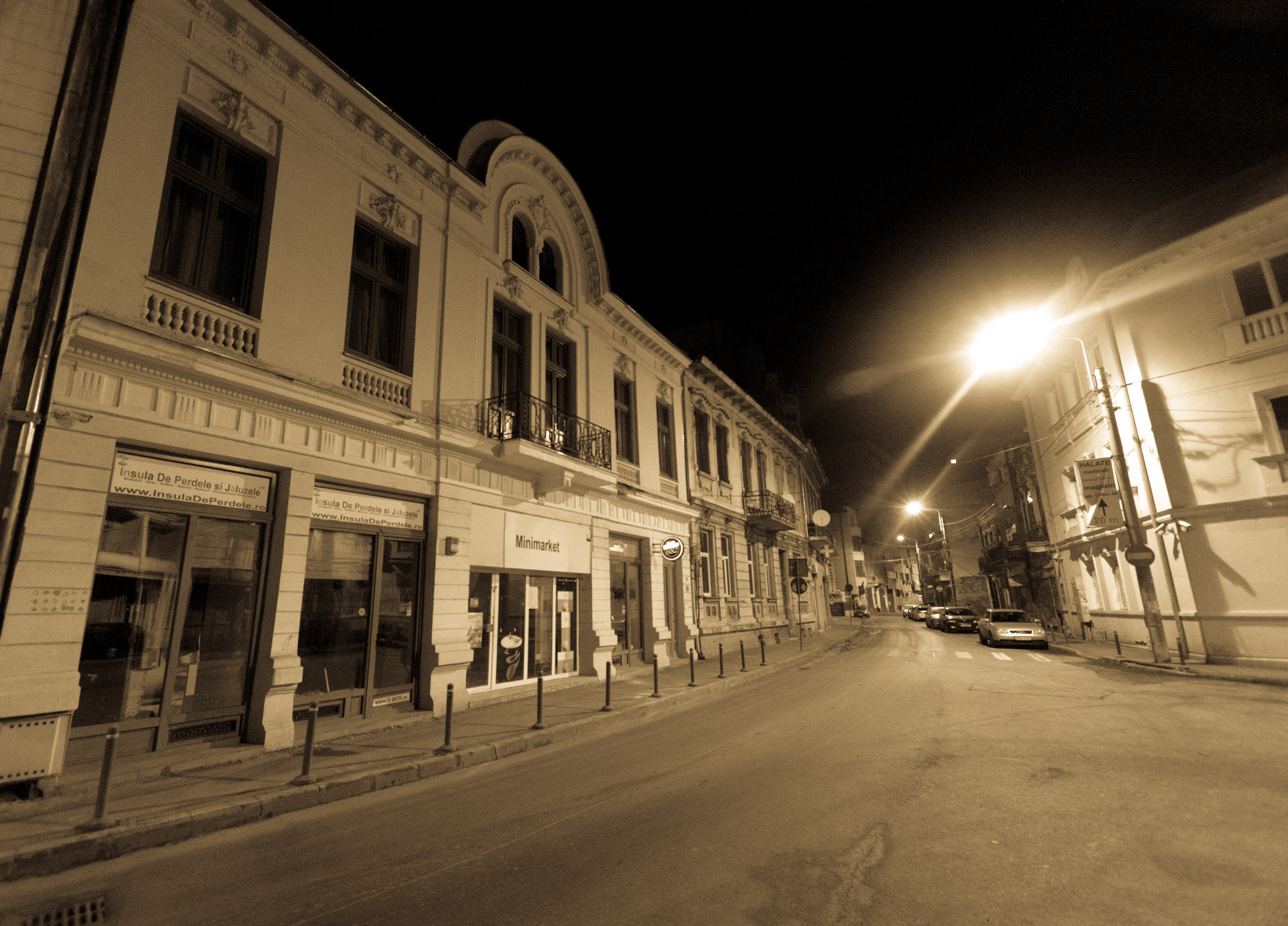 Nikon D5300 + Sigma 10-20mm F3.5 EX DC HSM sample photo. Silence photography