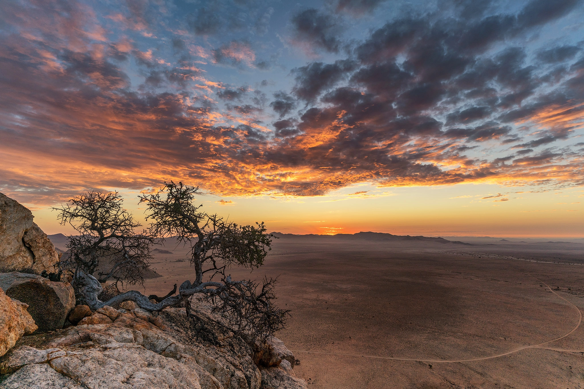 ZEISS Batis 18mm F2.8 sample photo. As far as you can see photography