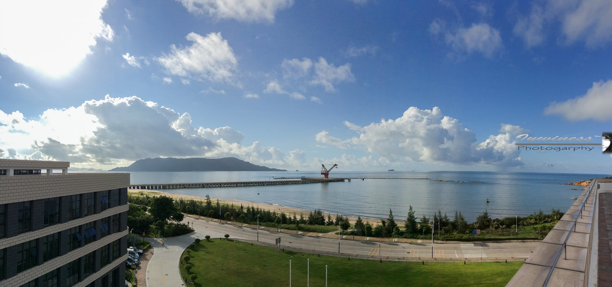 iPad mini 2 back camera 3.3mm f/2.4 sample photo. Qintou bay photography
