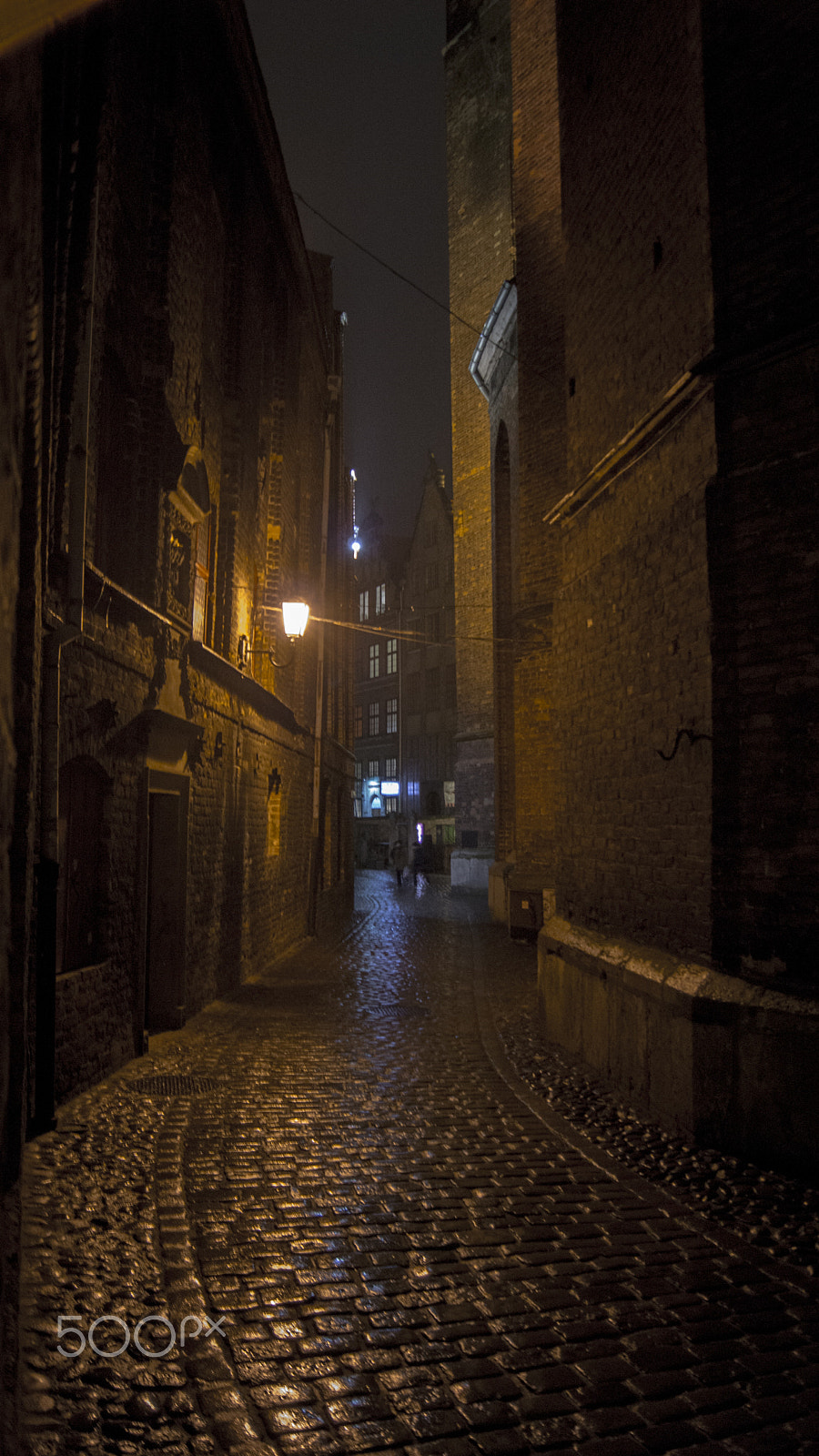 Sony SLT-A65 (SLT-A65V) + Sony DT 18-55mm F3.5-5.6 SAM sample photo. Old street photography