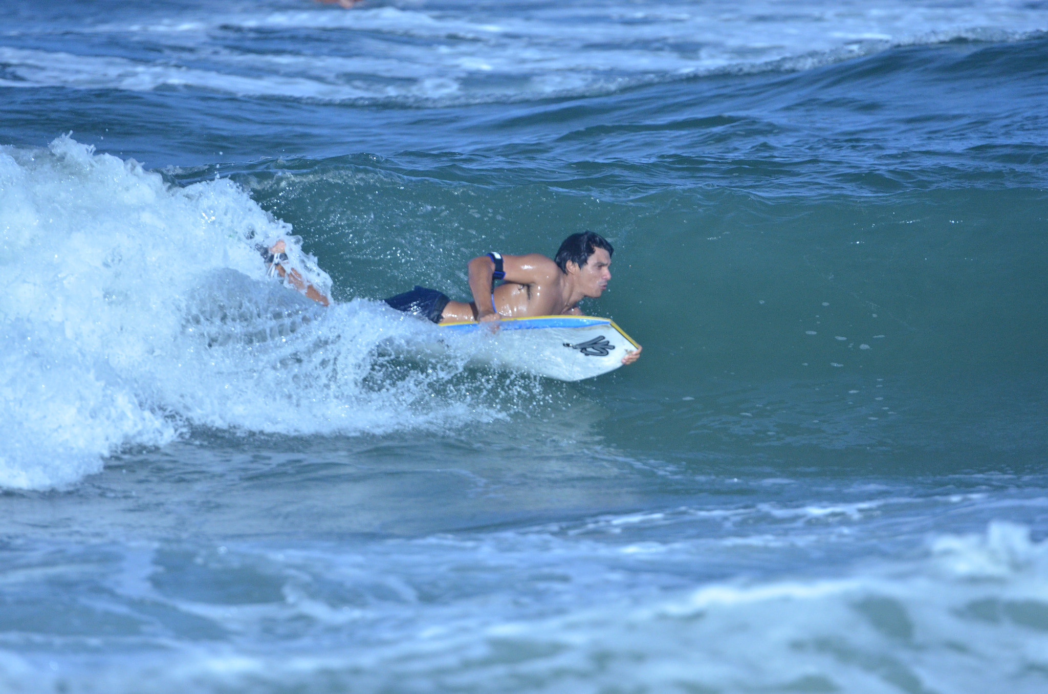 Nikon AF-S Nikkor 70-200mm F2.8G ED VR II sample photo. Bodyboarder in action photography