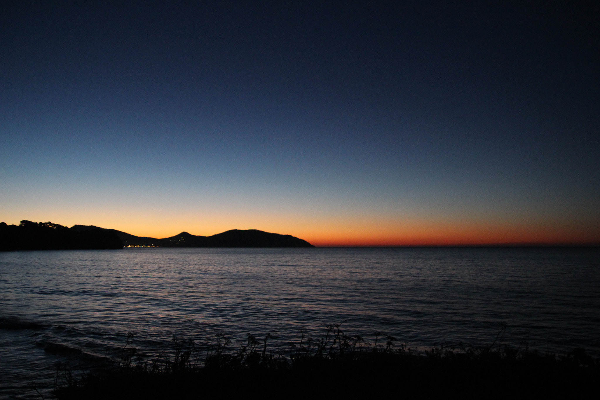 Tamron SP AF 17-50mm F2.8 XR Di II LD Aspherical (IF) sample photo. Blue sunrise photography
